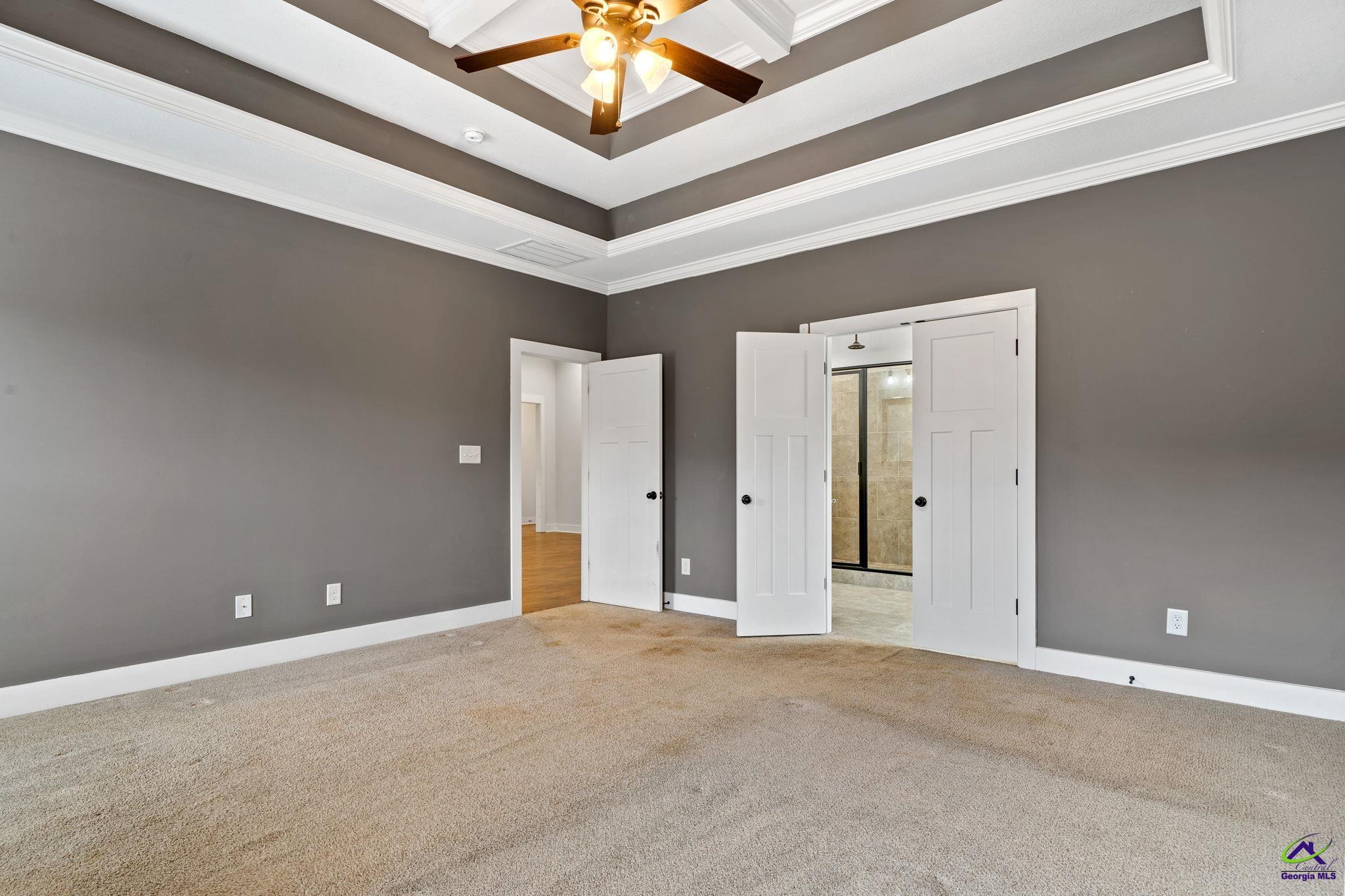 211 Hunts Landing Drive