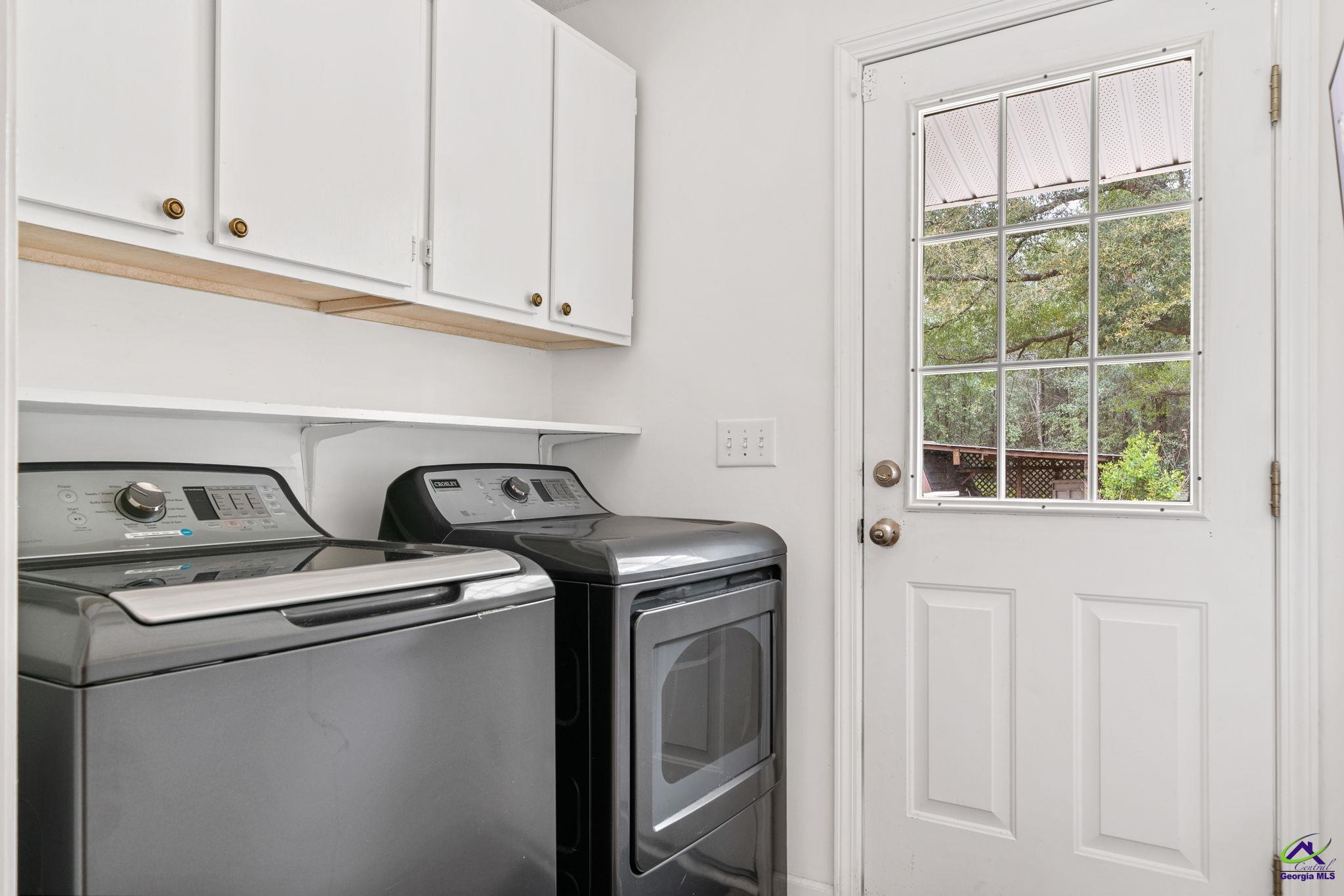 23 E Franklin Avenue
