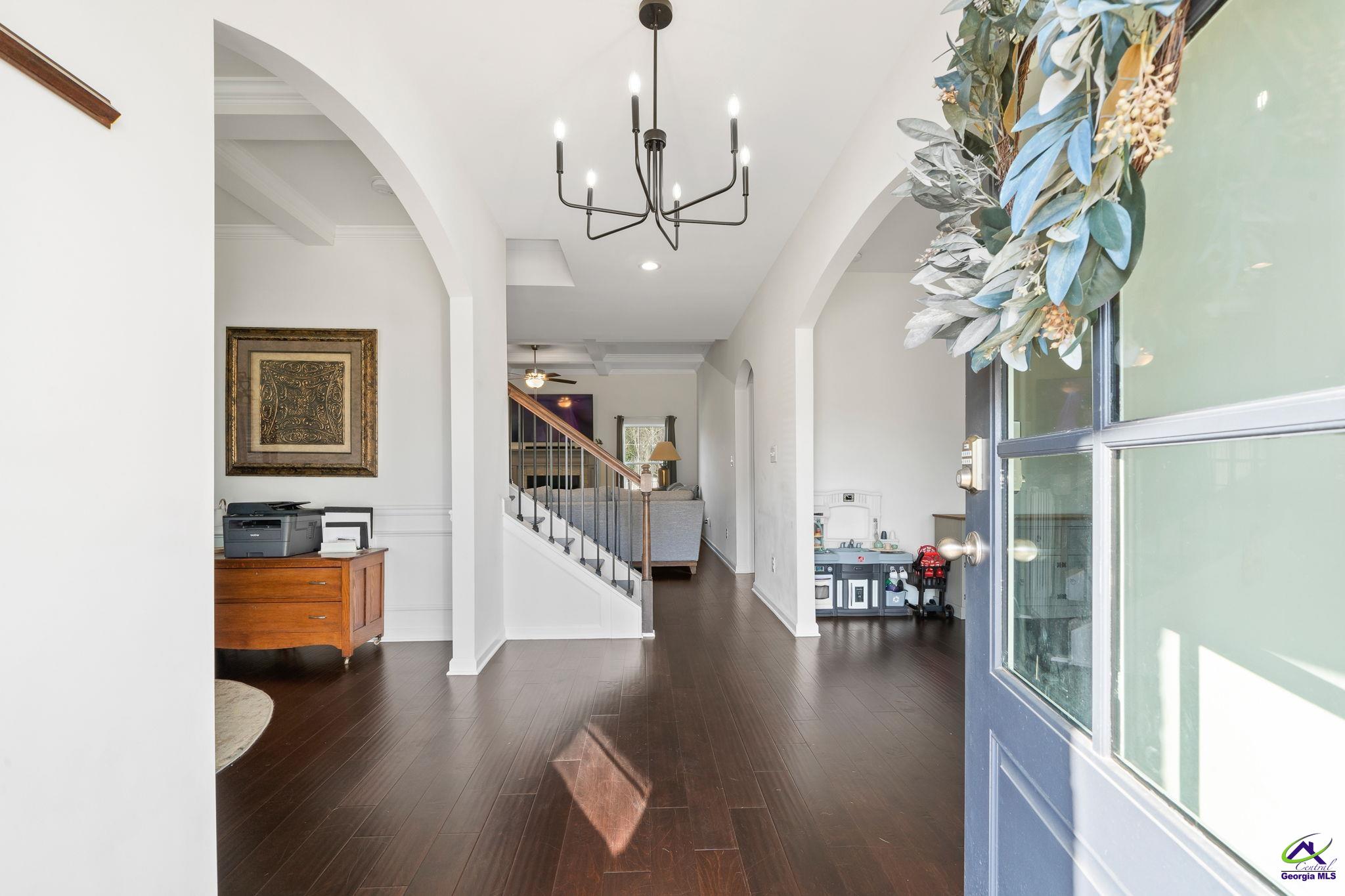 406 Shoshone Circle