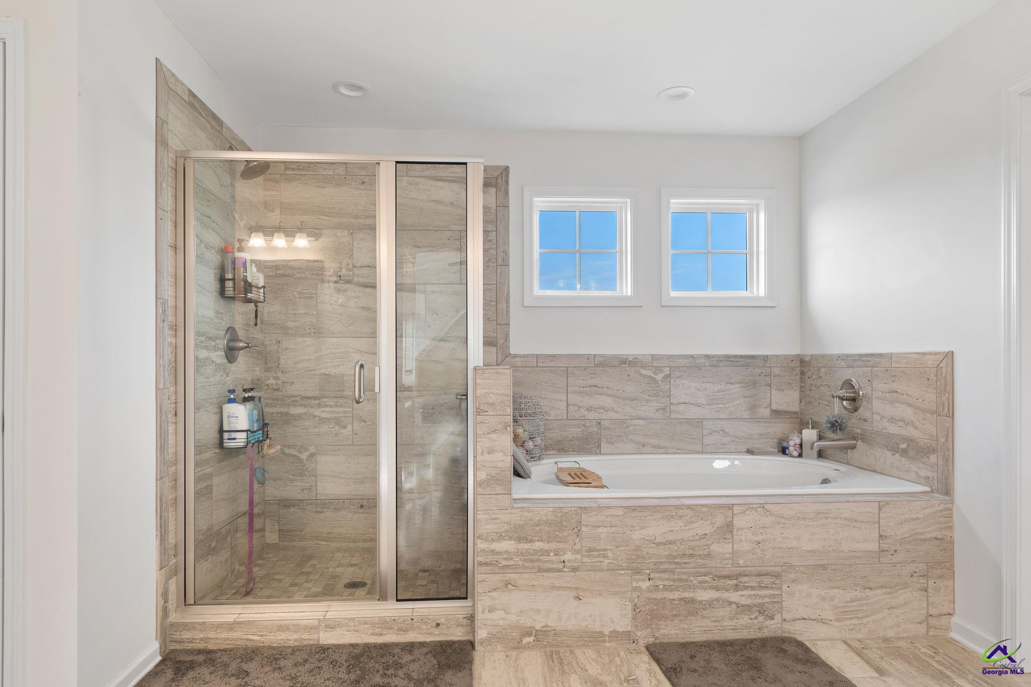 406 Shoshone Circle