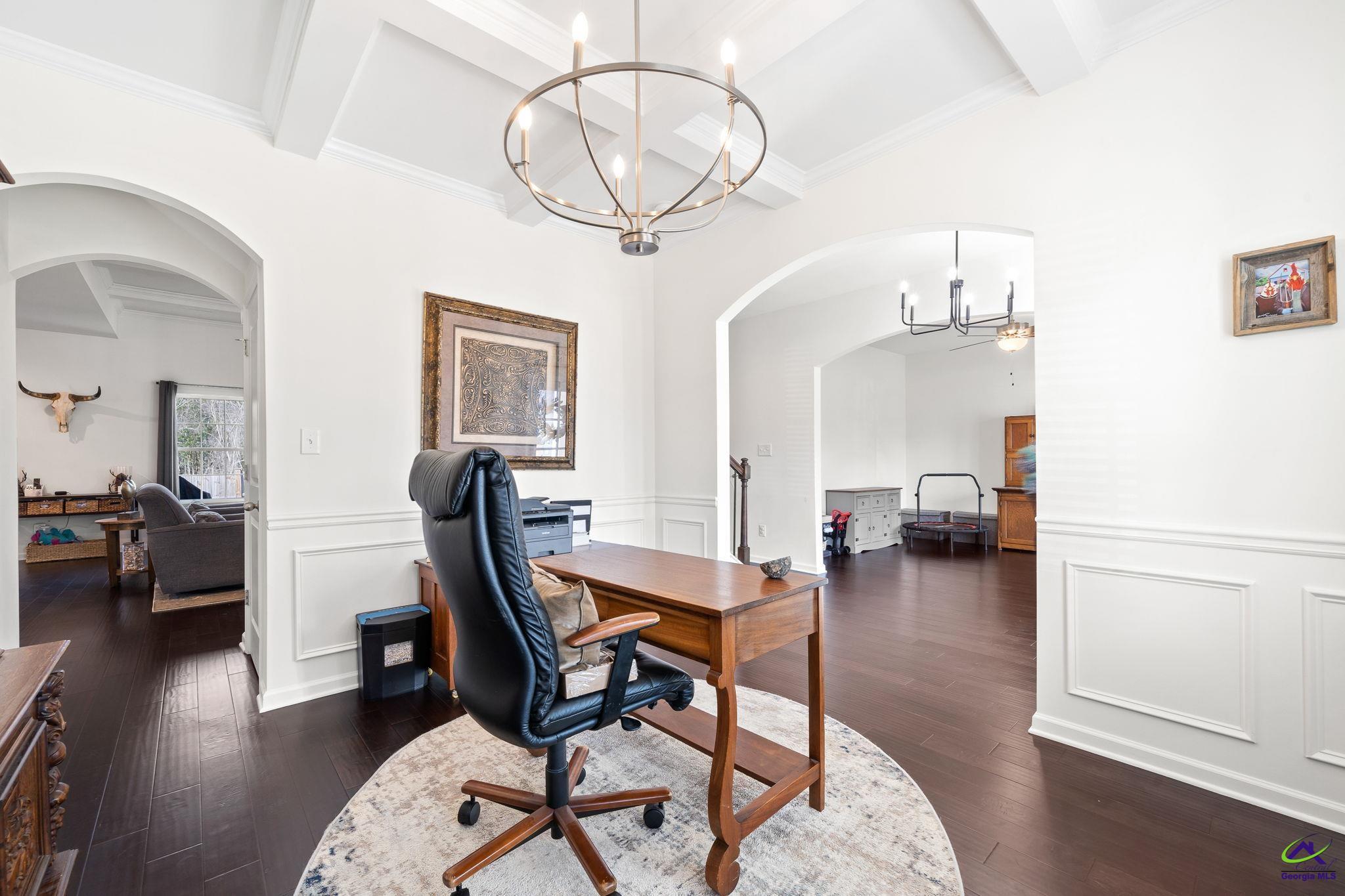 406 Shoshone Circle
