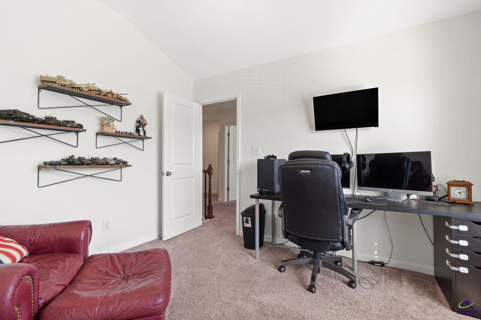 406 Shoshone Circle