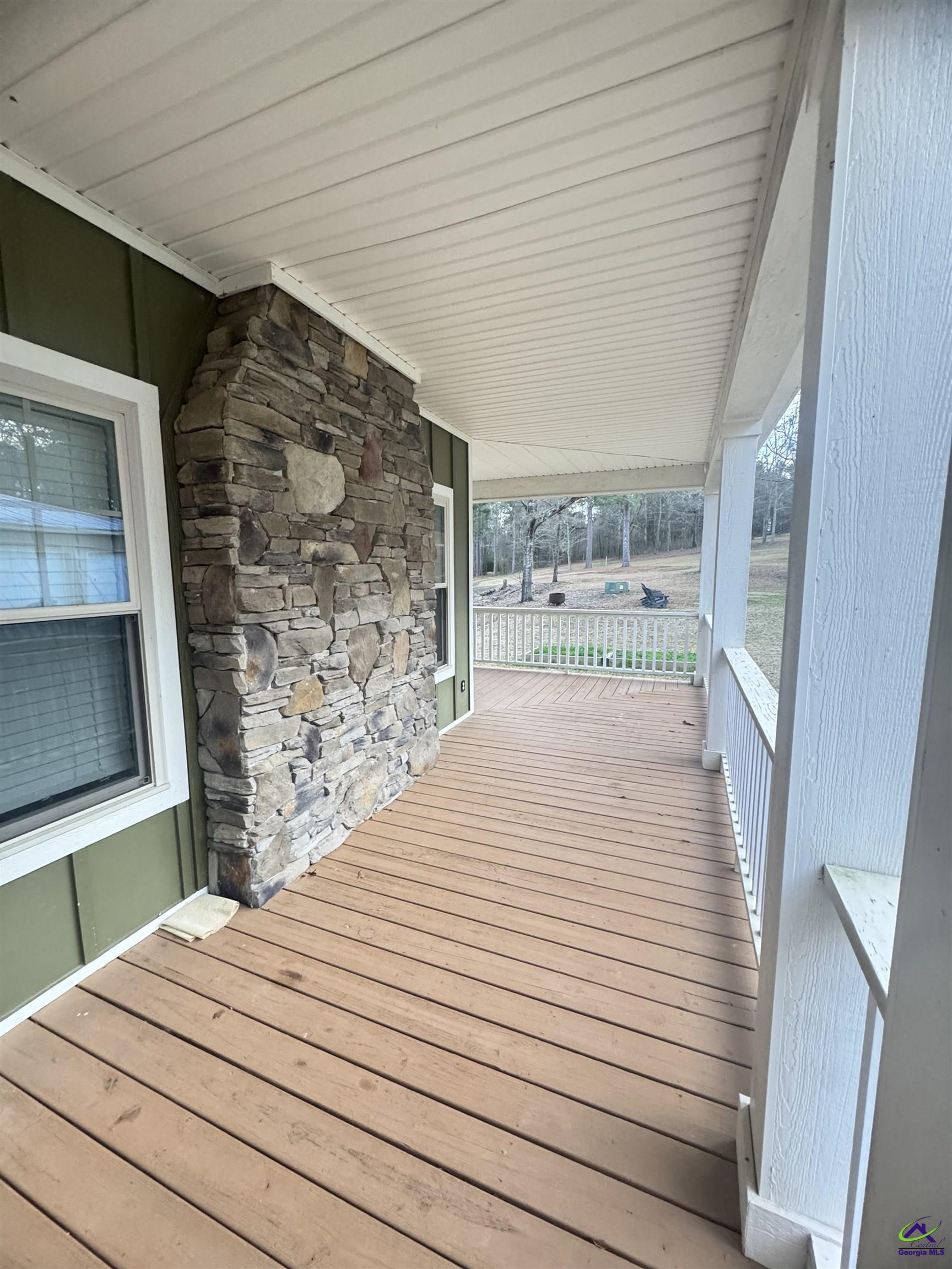5817 Thomaston Road