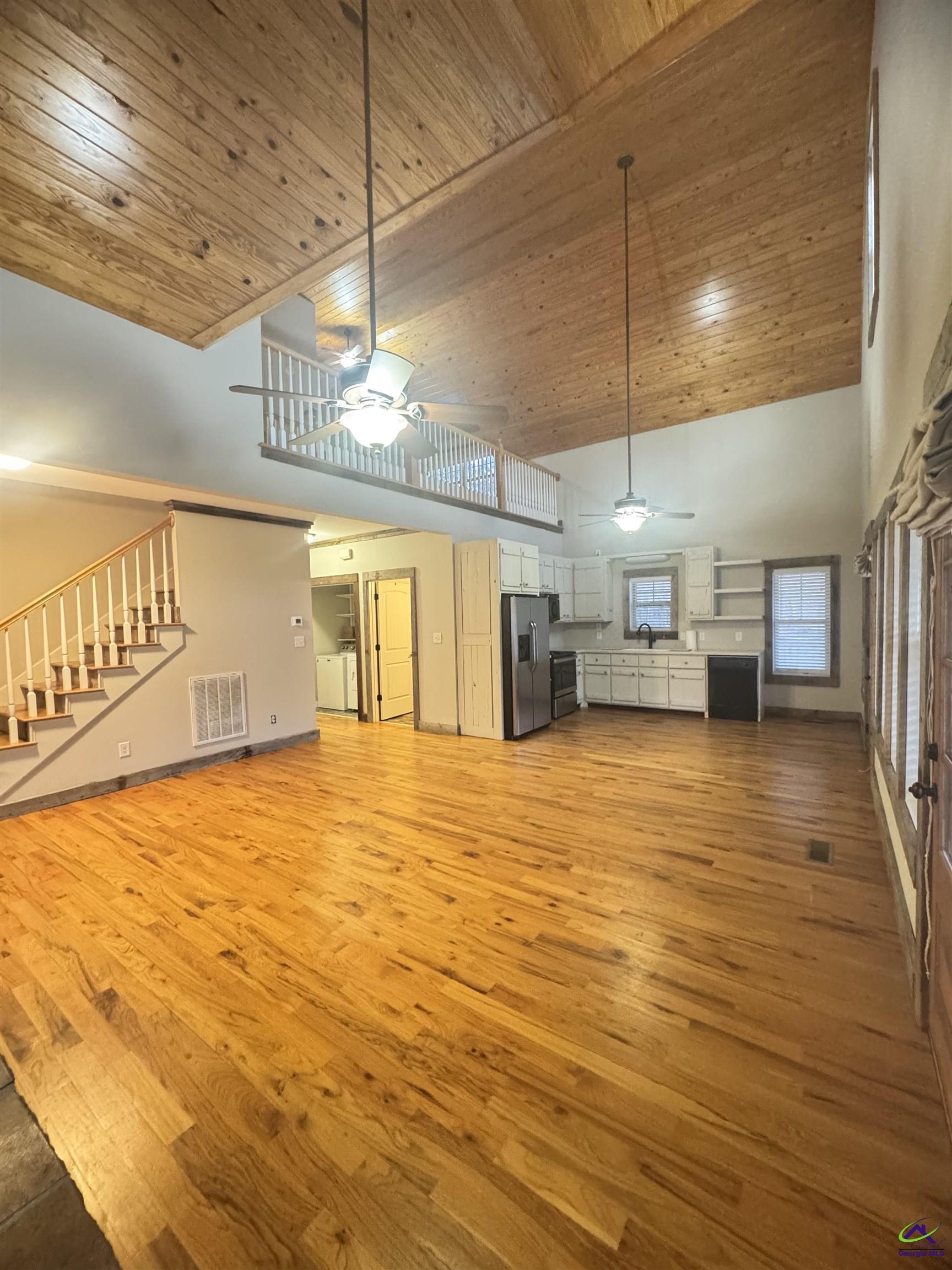 5817 Thomaston Road