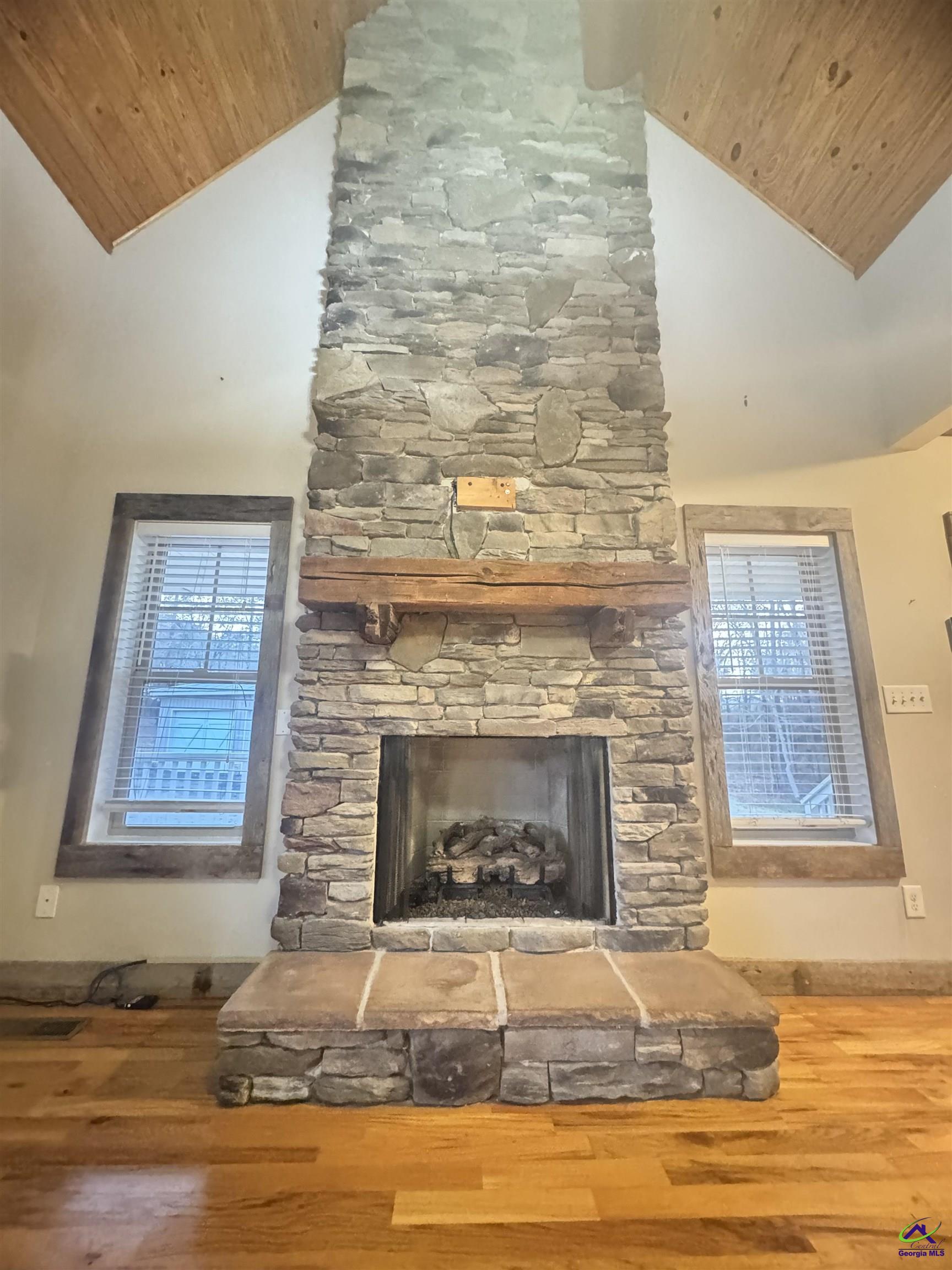 5817 Thomaston Road