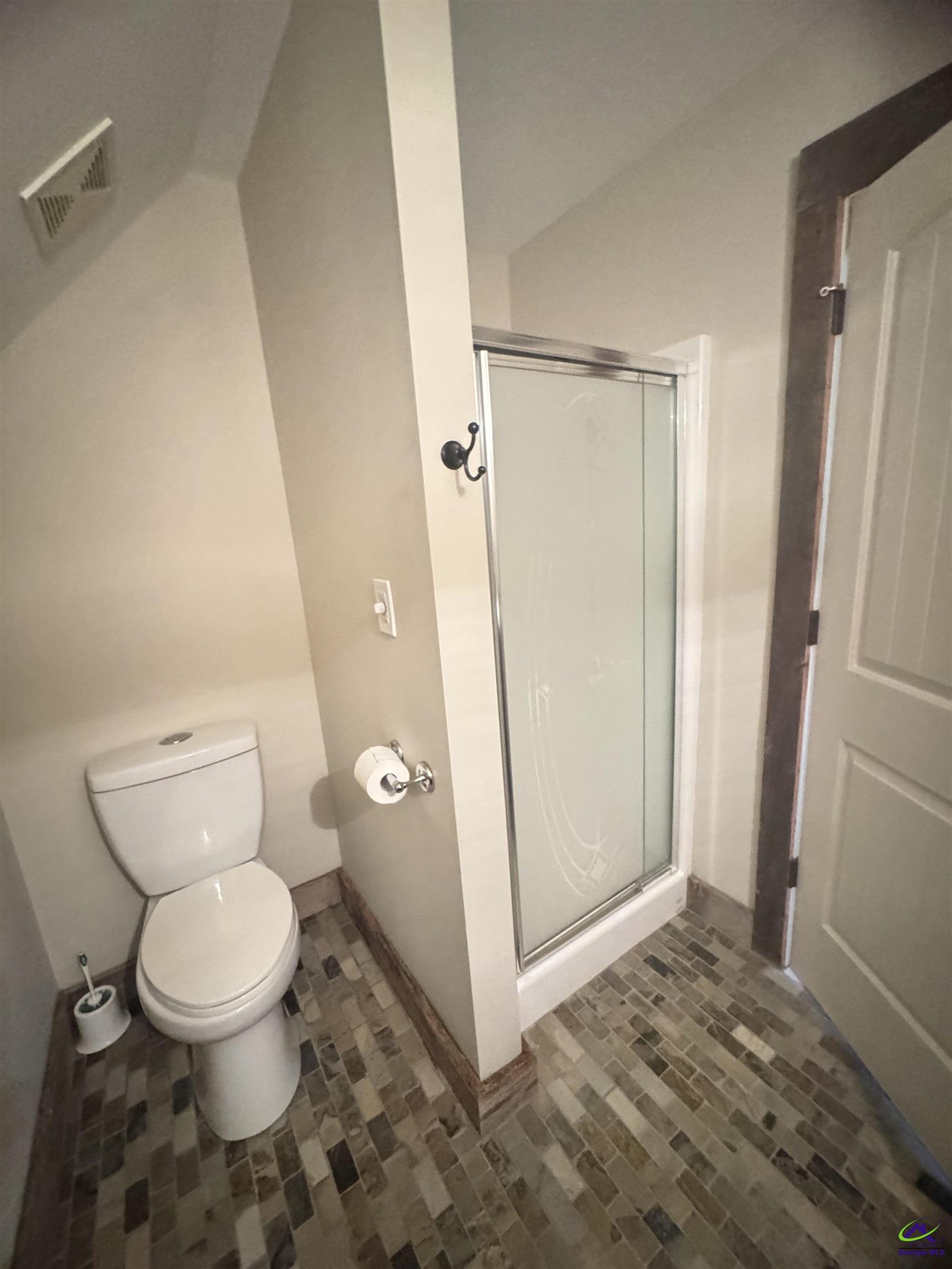 5817 Thomaston Road