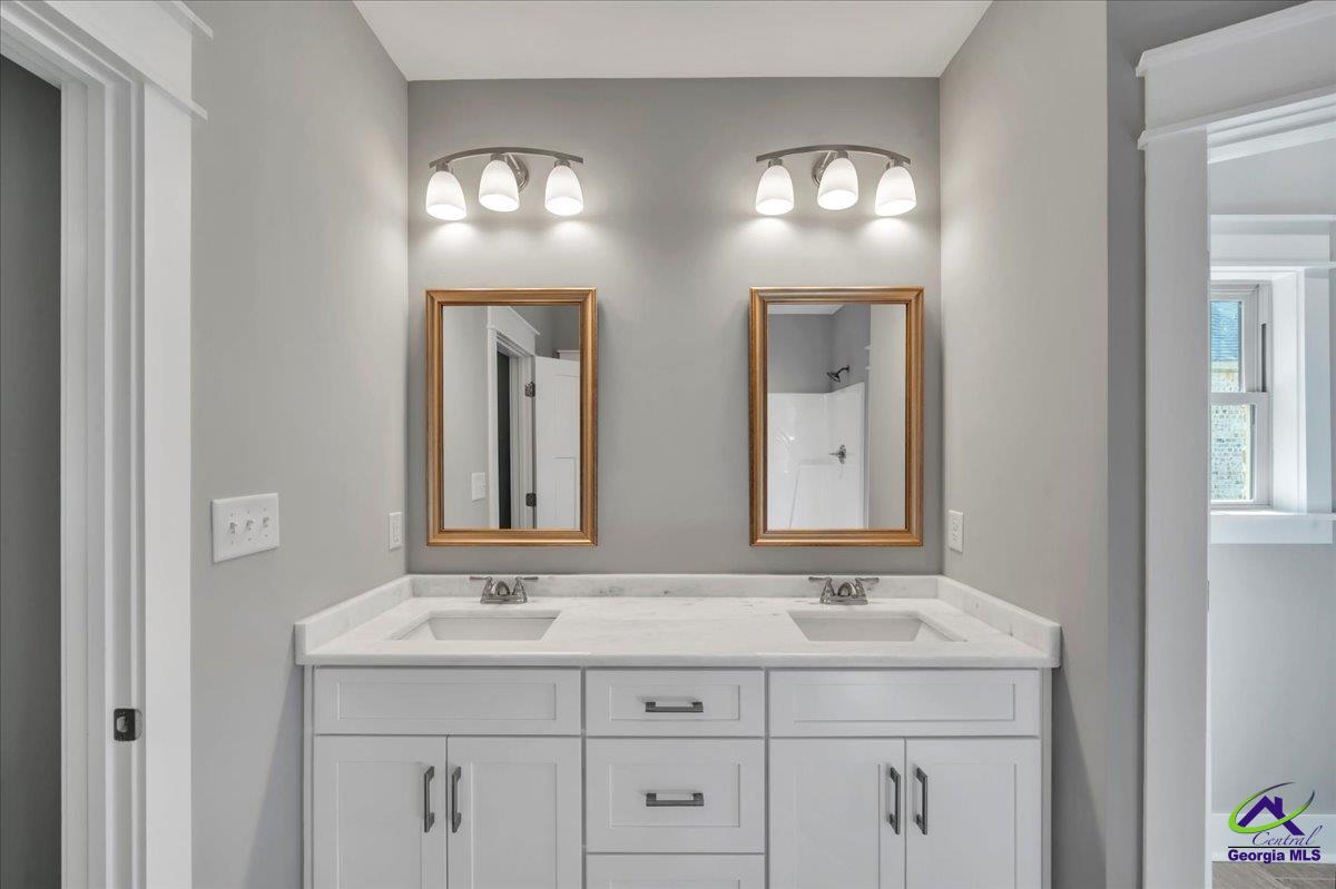 215 Willowbrook Lane