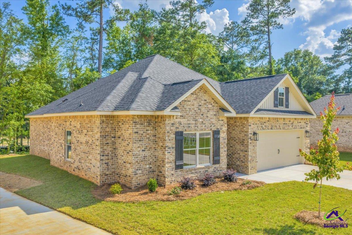 215 Willowbrook Lane