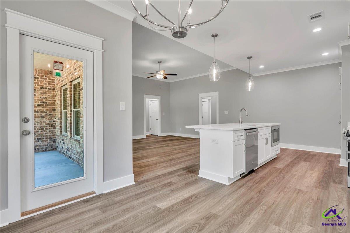 215 Willowbrook Lane