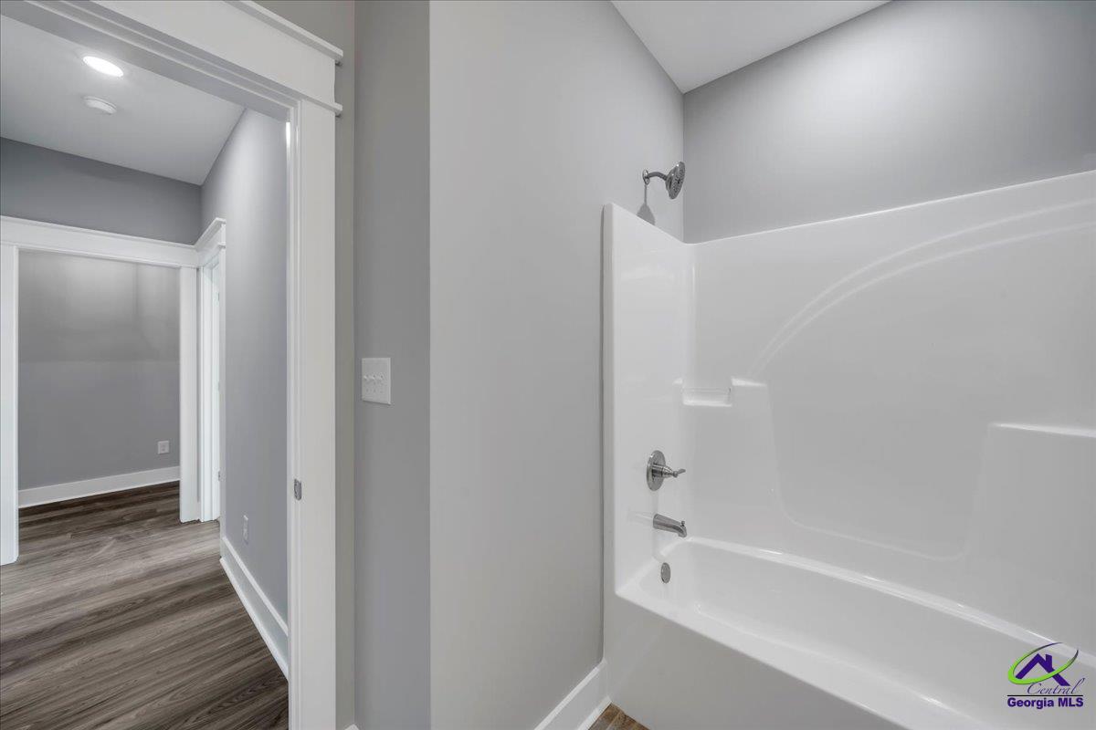 215 Willowbrook Lane