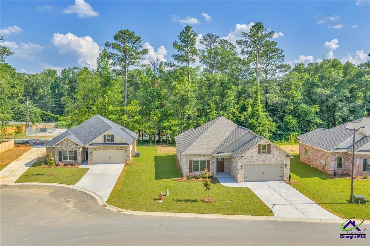 215 Willowbrook Lane