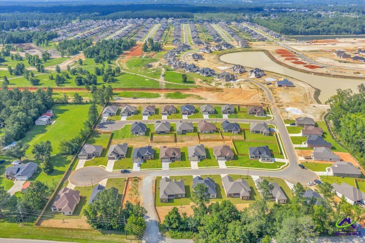 215 Willowbrook Lane