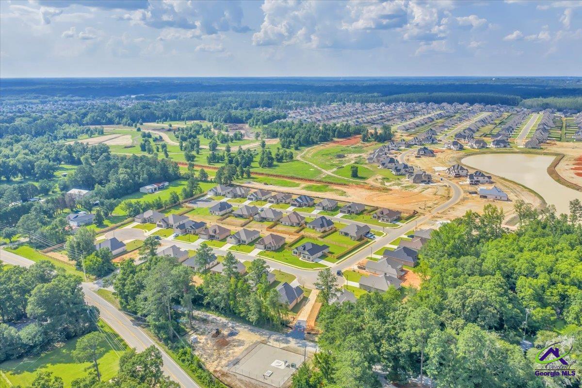 215 Willowbrook Lane