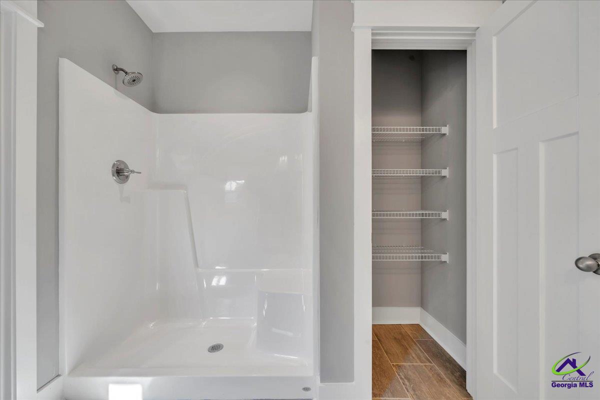 215 Willowbrook Lane