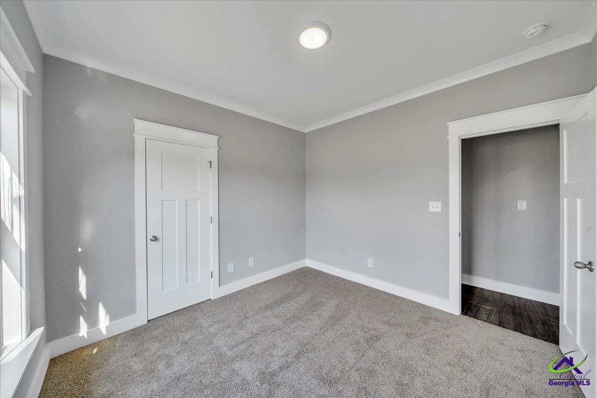 215 Willowbrook Lane