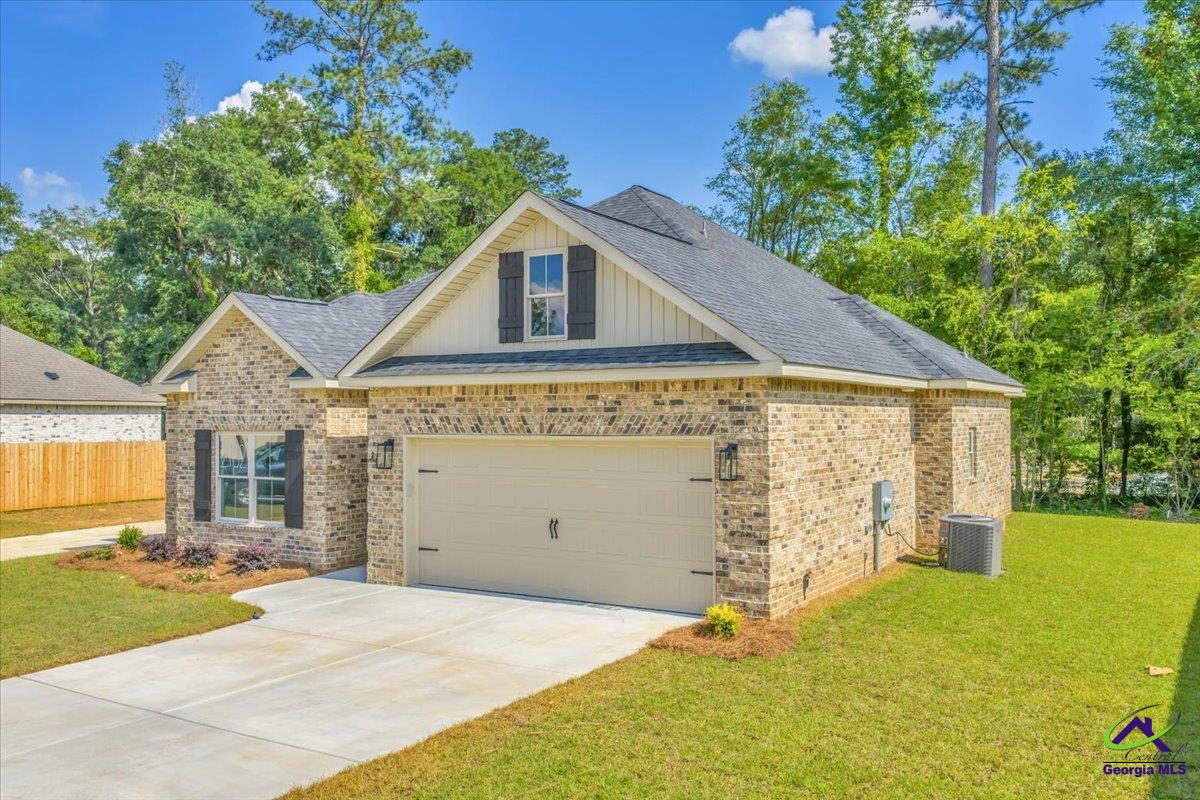 215 Willowbrook Lane