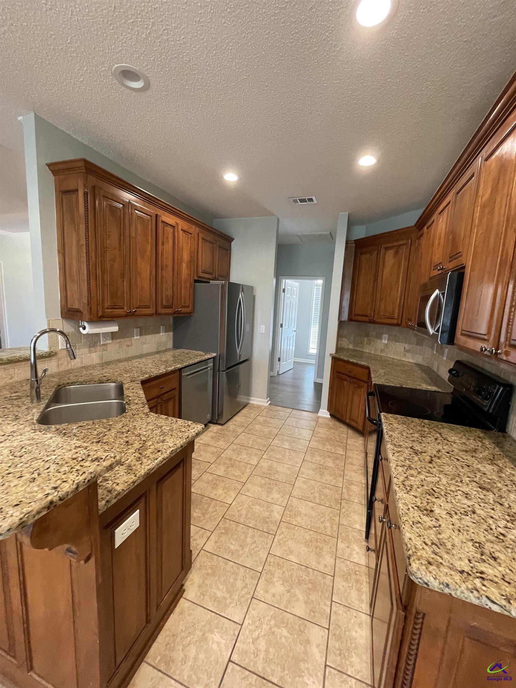 108 Haven Crest