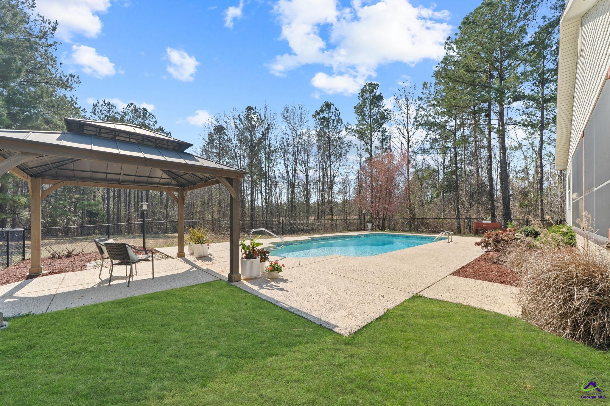 22299 US Hwy 441, McIntyre