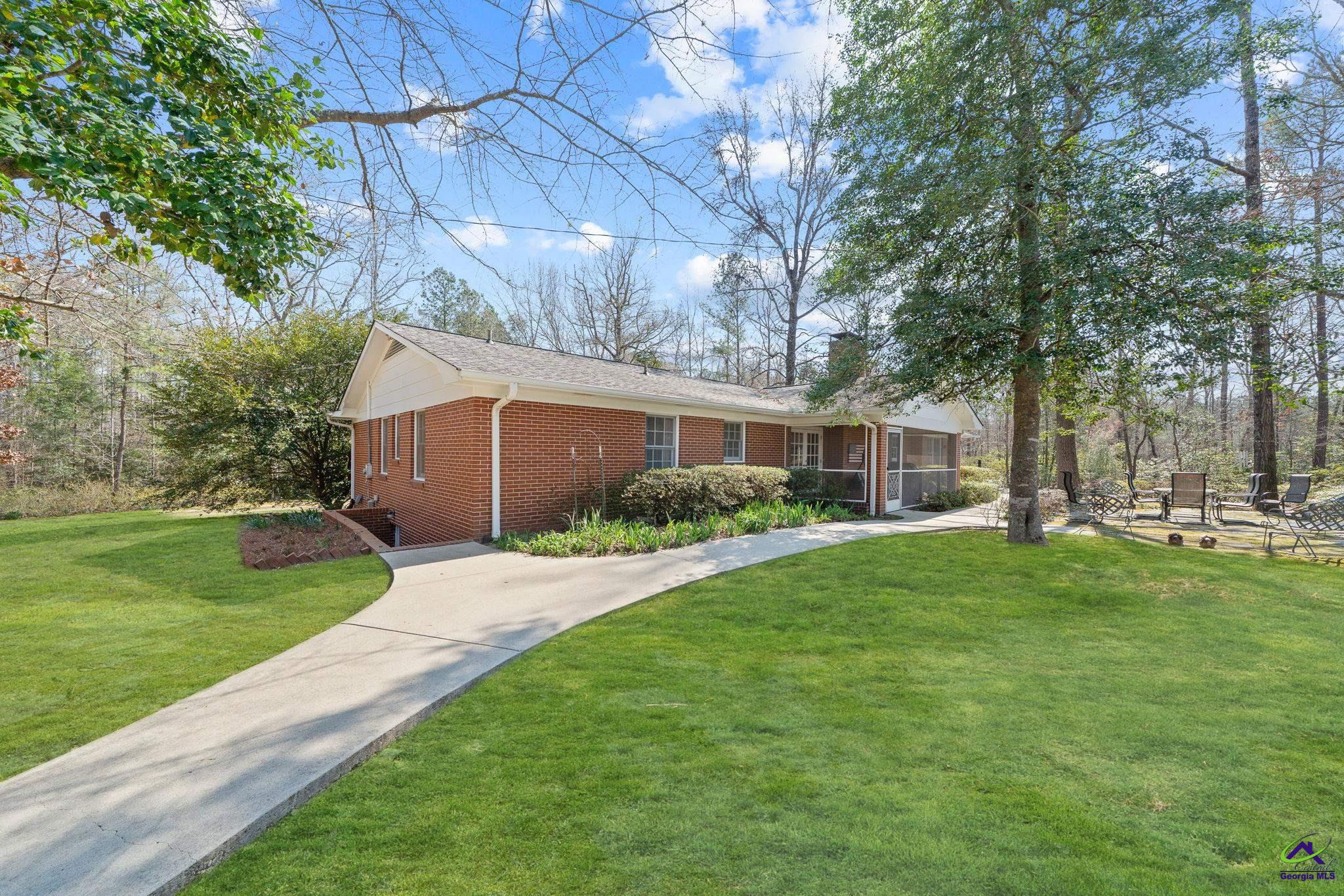 22199 US Hwy 441, McIntyre