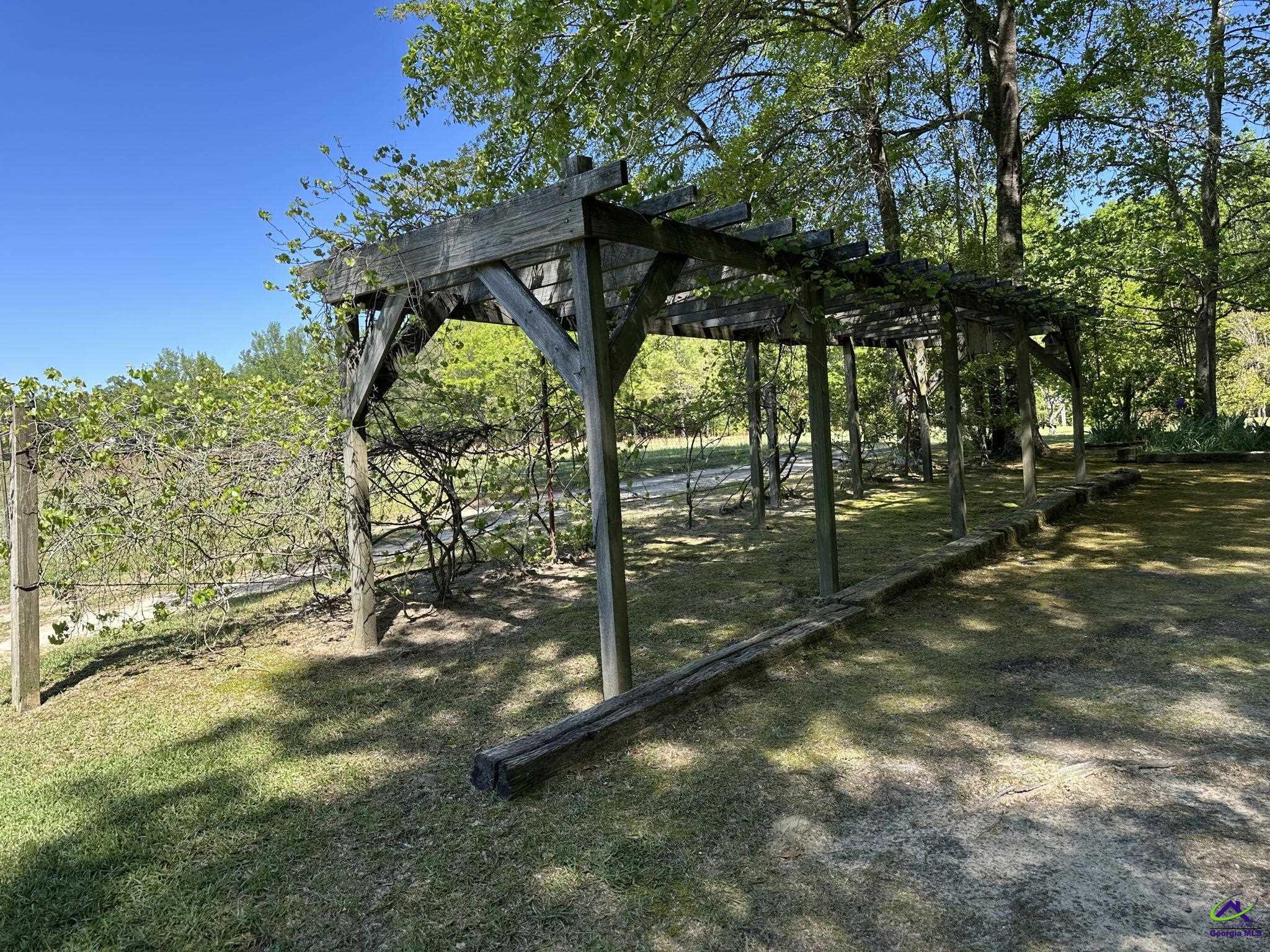 22199 US Hwy 441, McIntyre