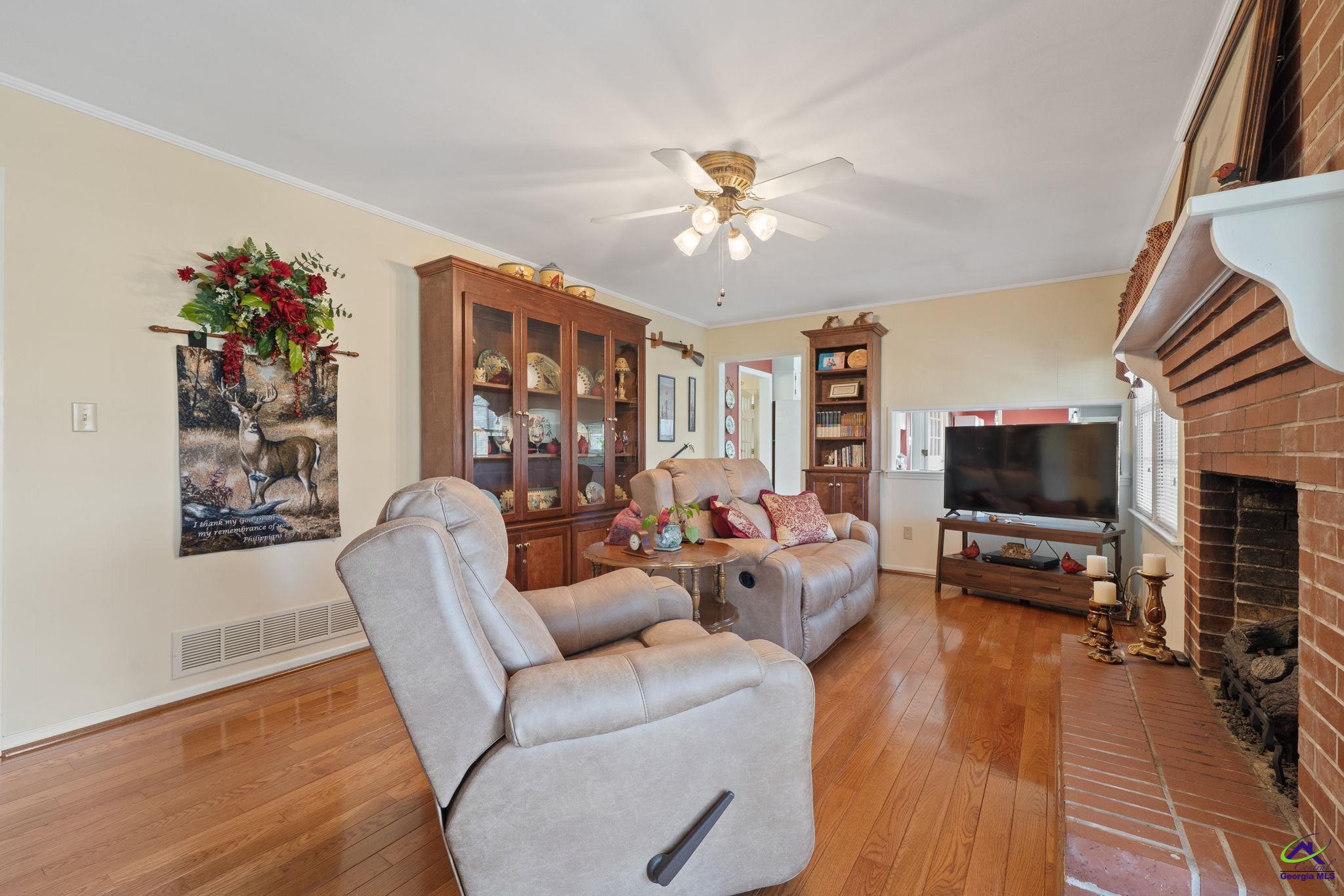 22199 US Hwy 441, McIntyre