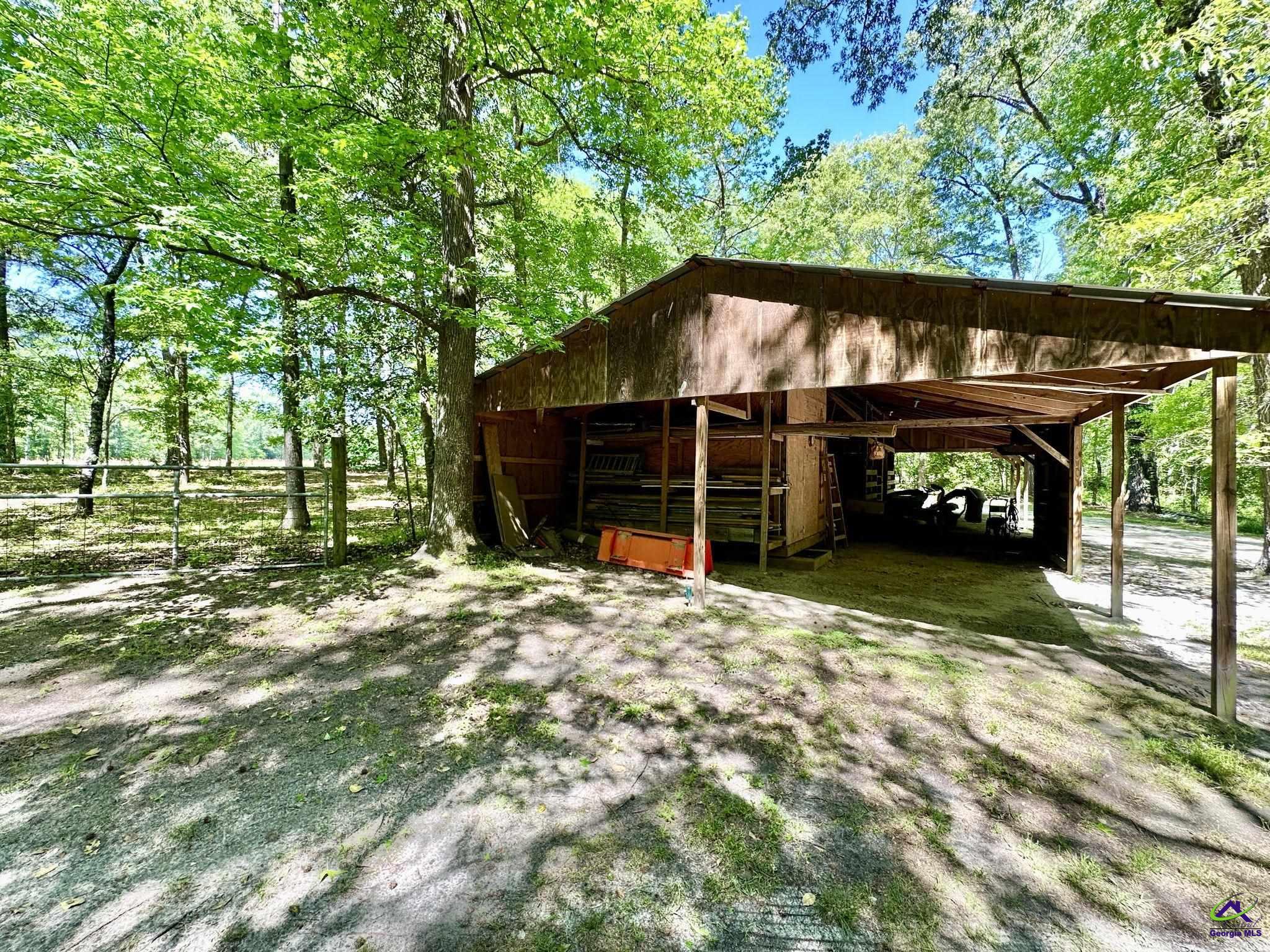 22199 US Hwy 441, McIntyre