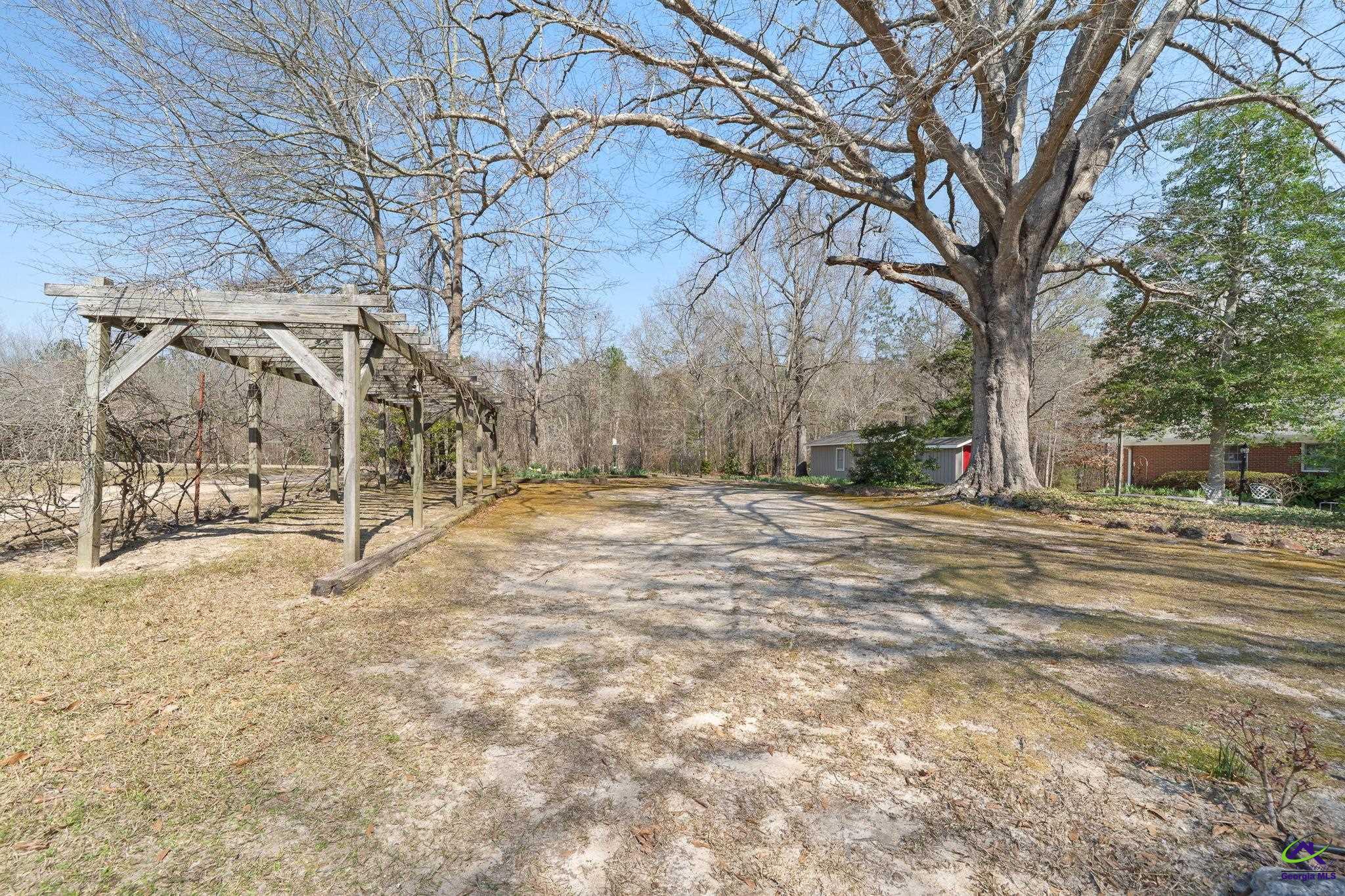 22199 US Hwy 441, McIntyre