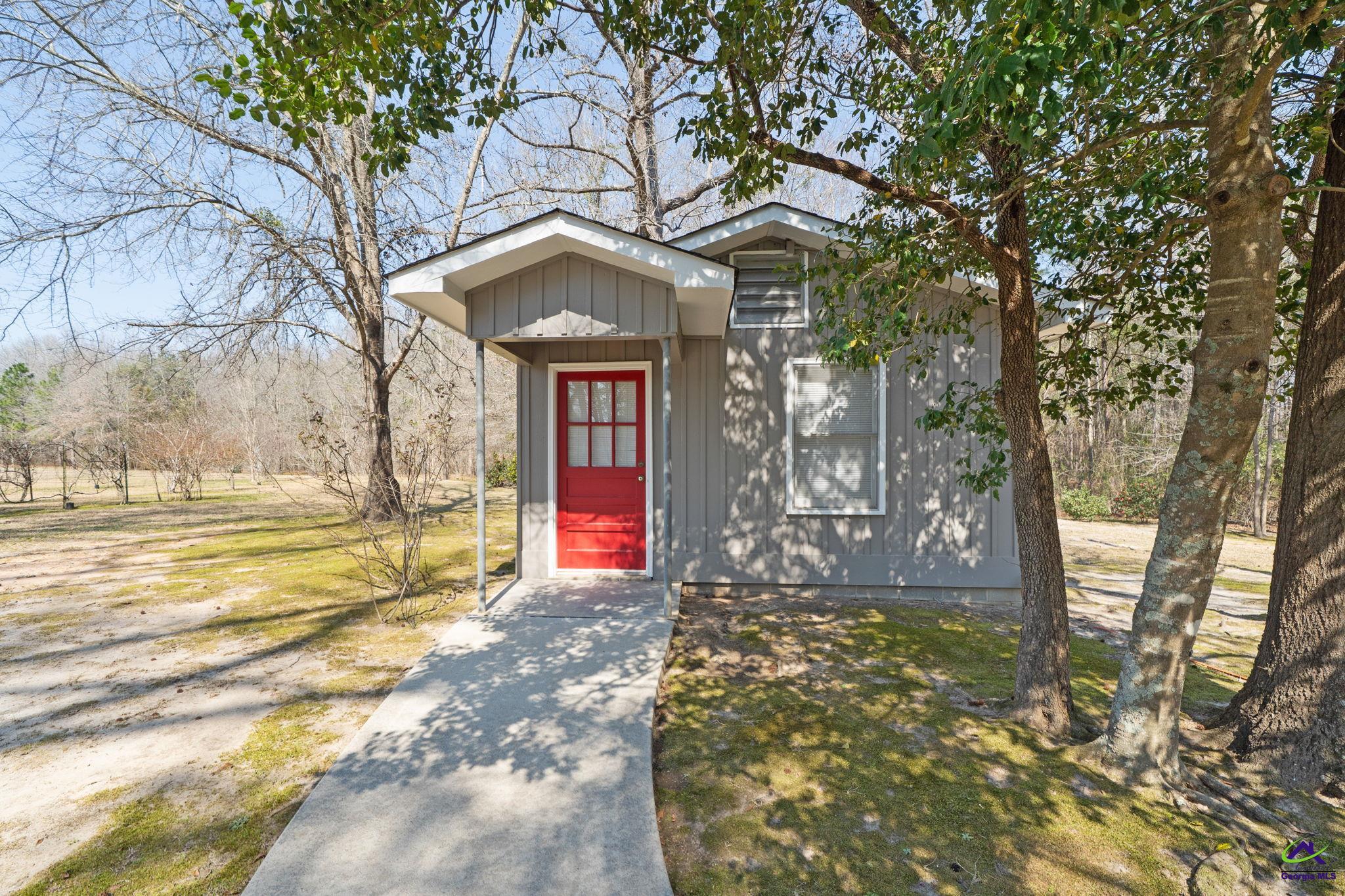 22199 US Hwy 441, McIntyre