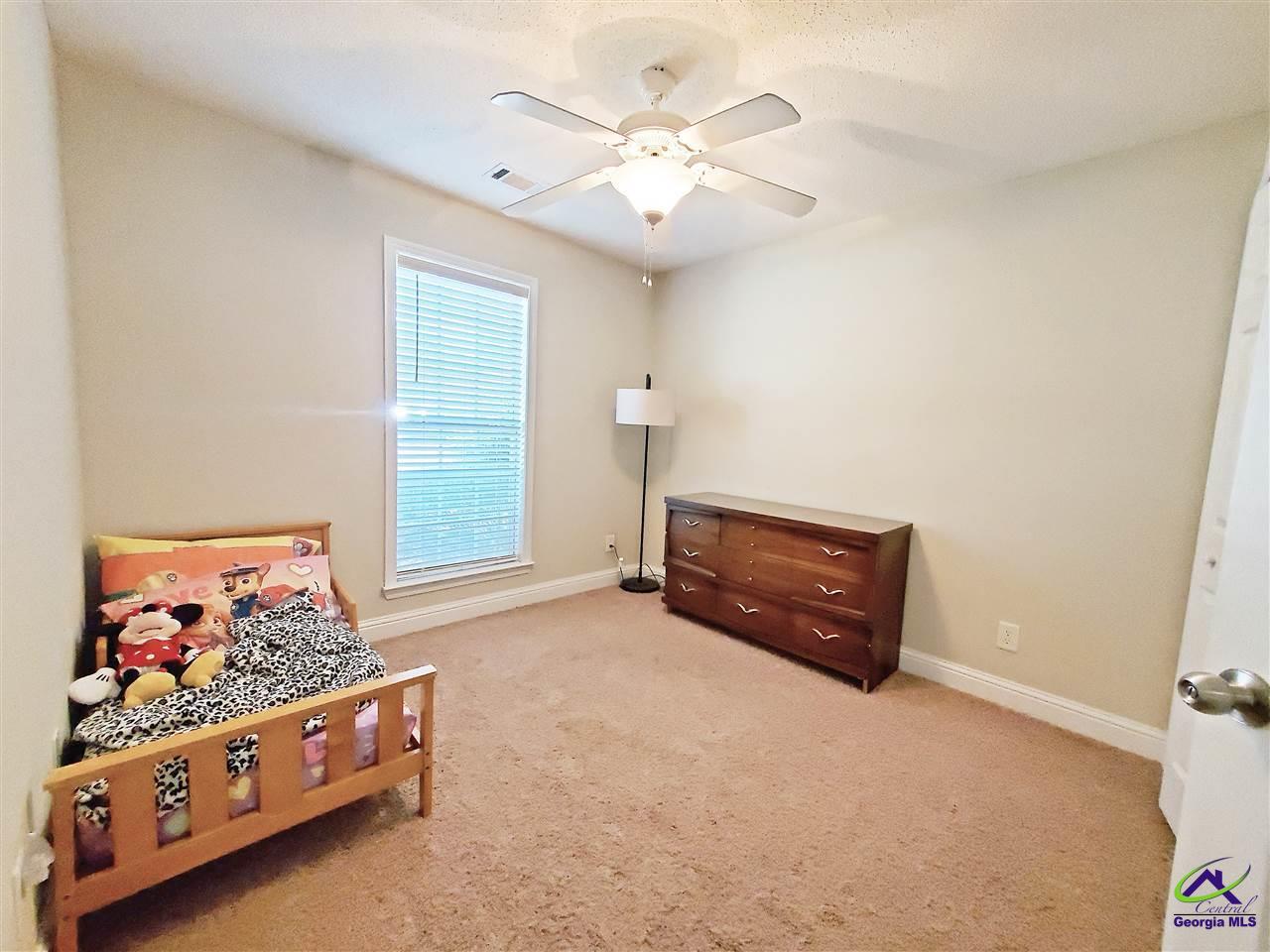 207 Sugarloaf Parkway