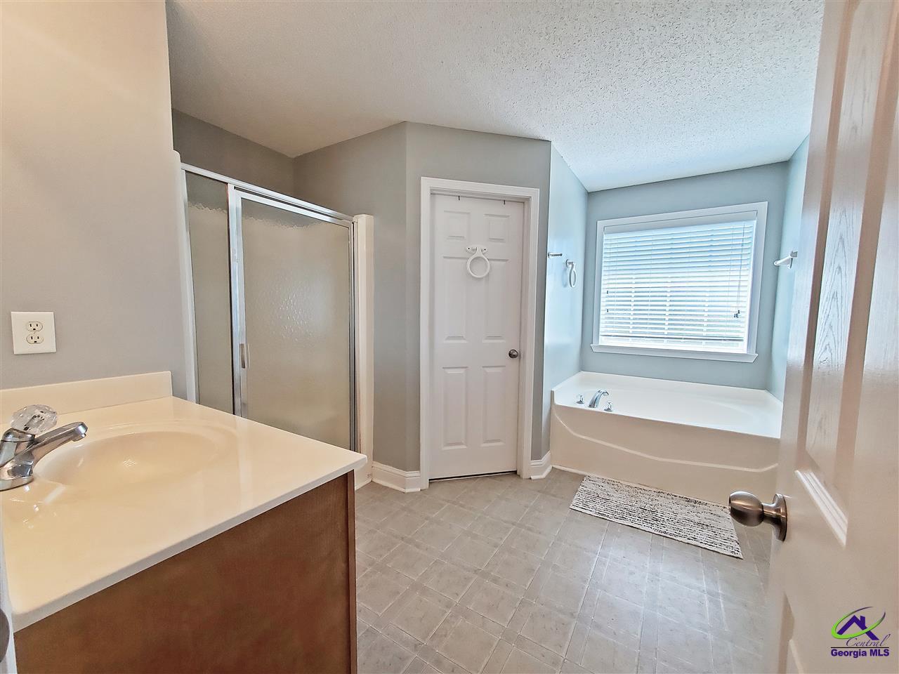 207 Sugarloaf Parkway