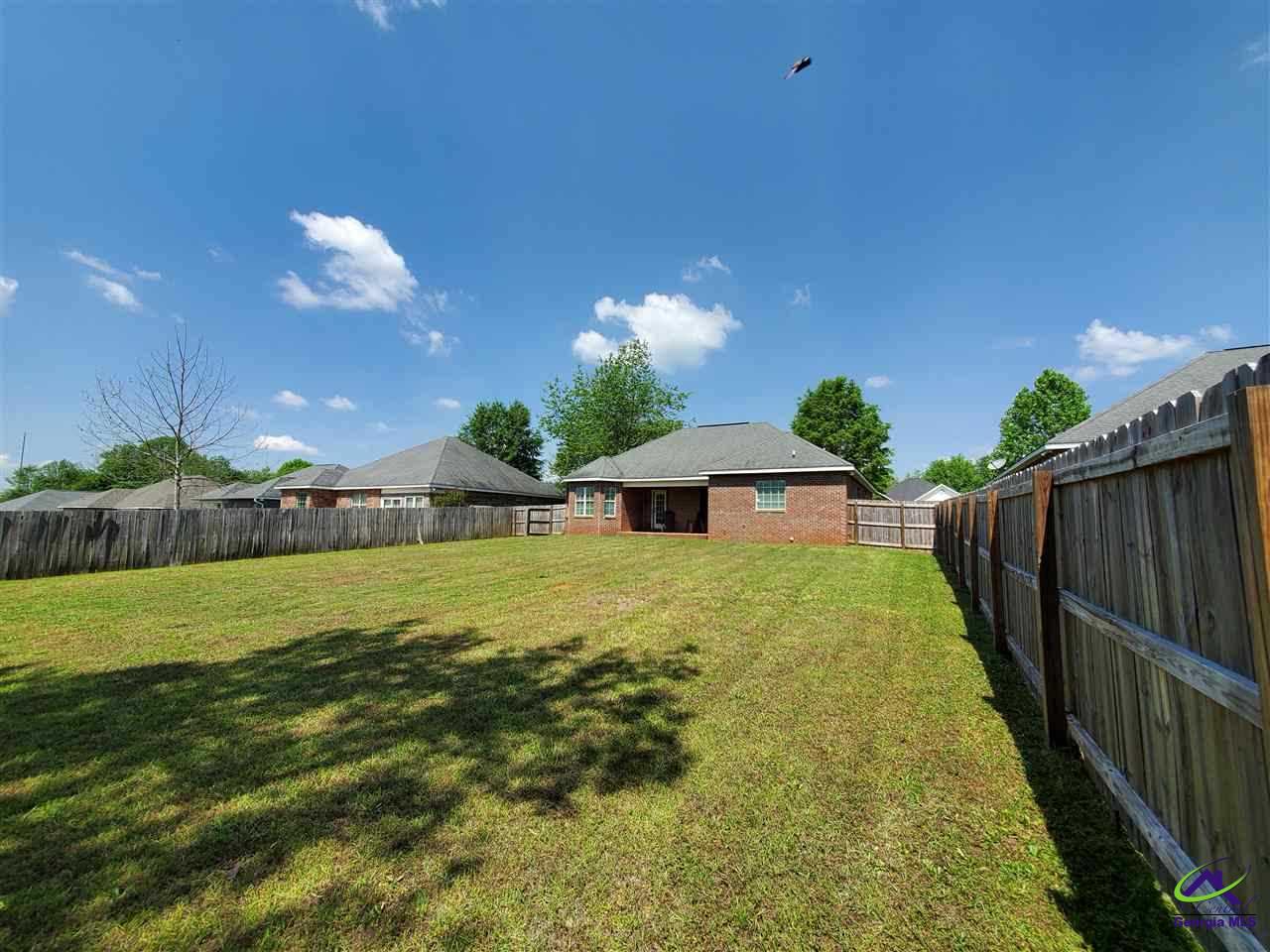 207 Sugarloaf Parkway