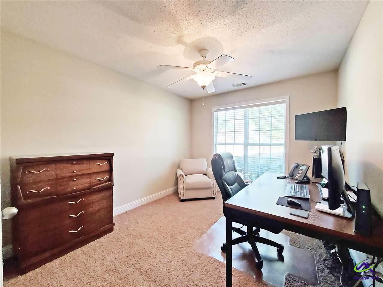 207 Sugarloaf Parkway