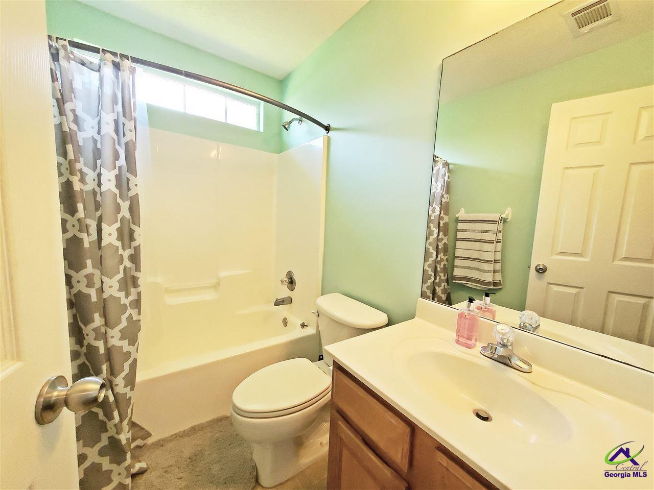 207 Sugarloaf Parkway