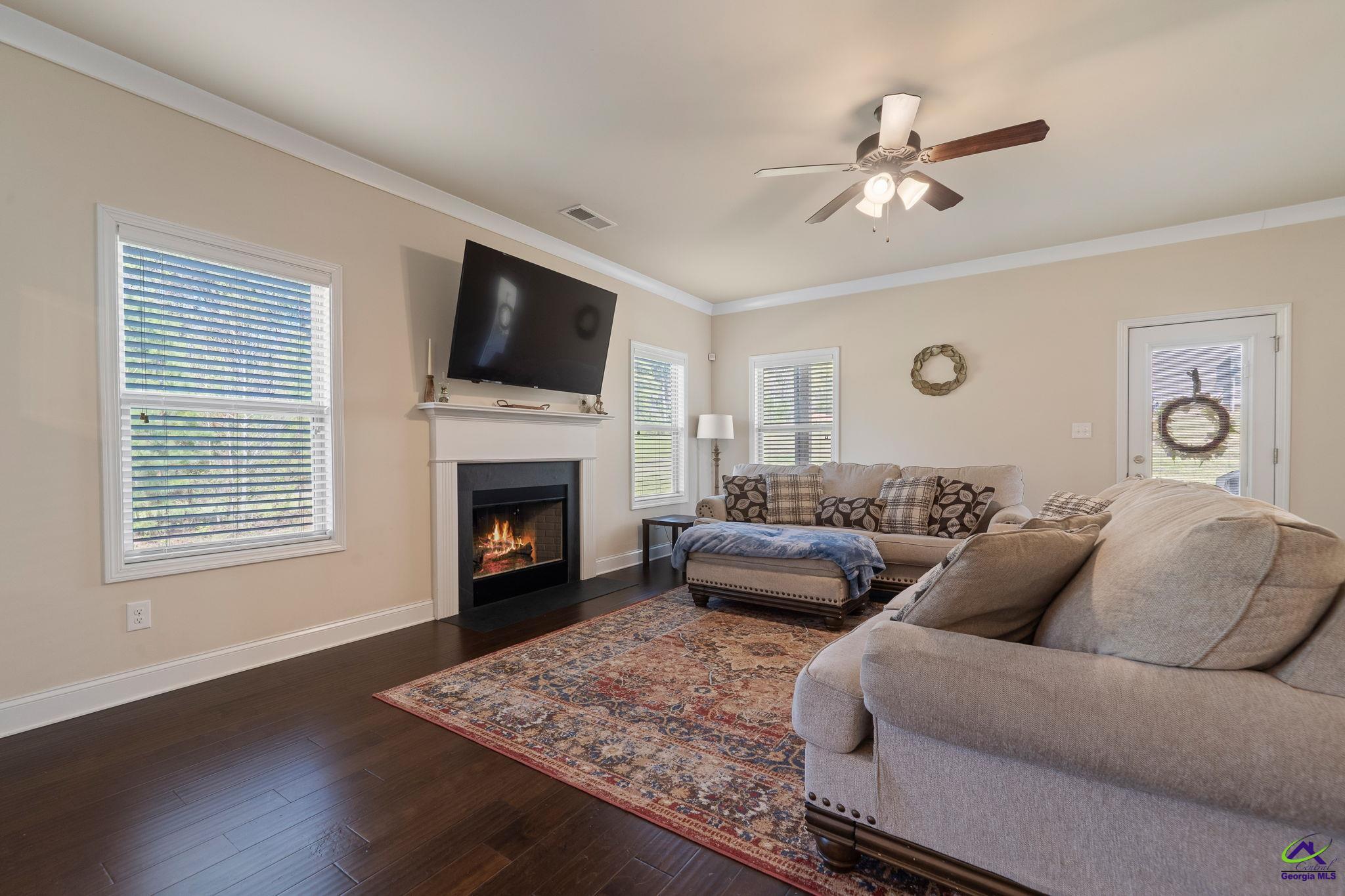 1109 Barrington Place