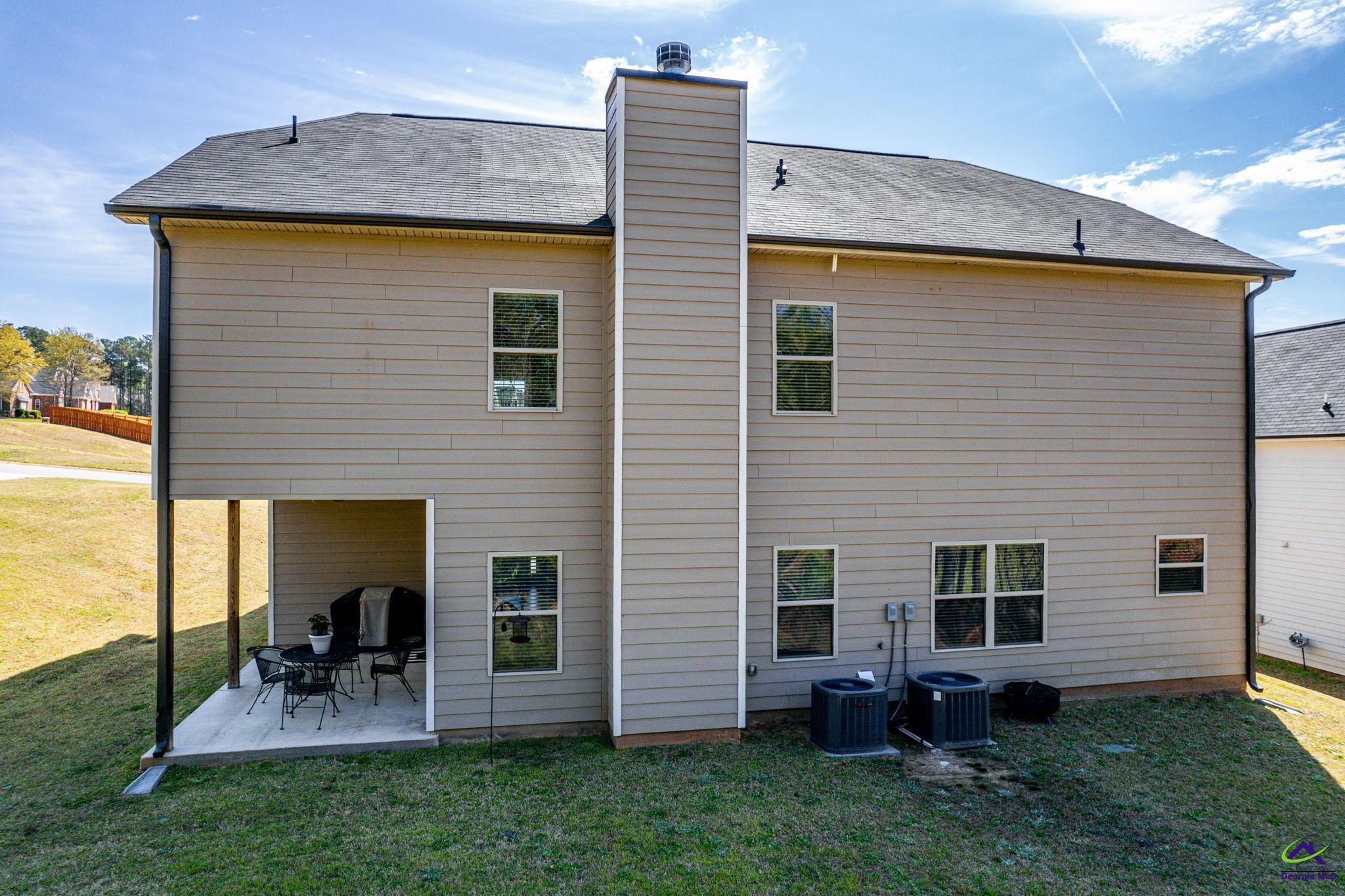 1109 Barrington Place