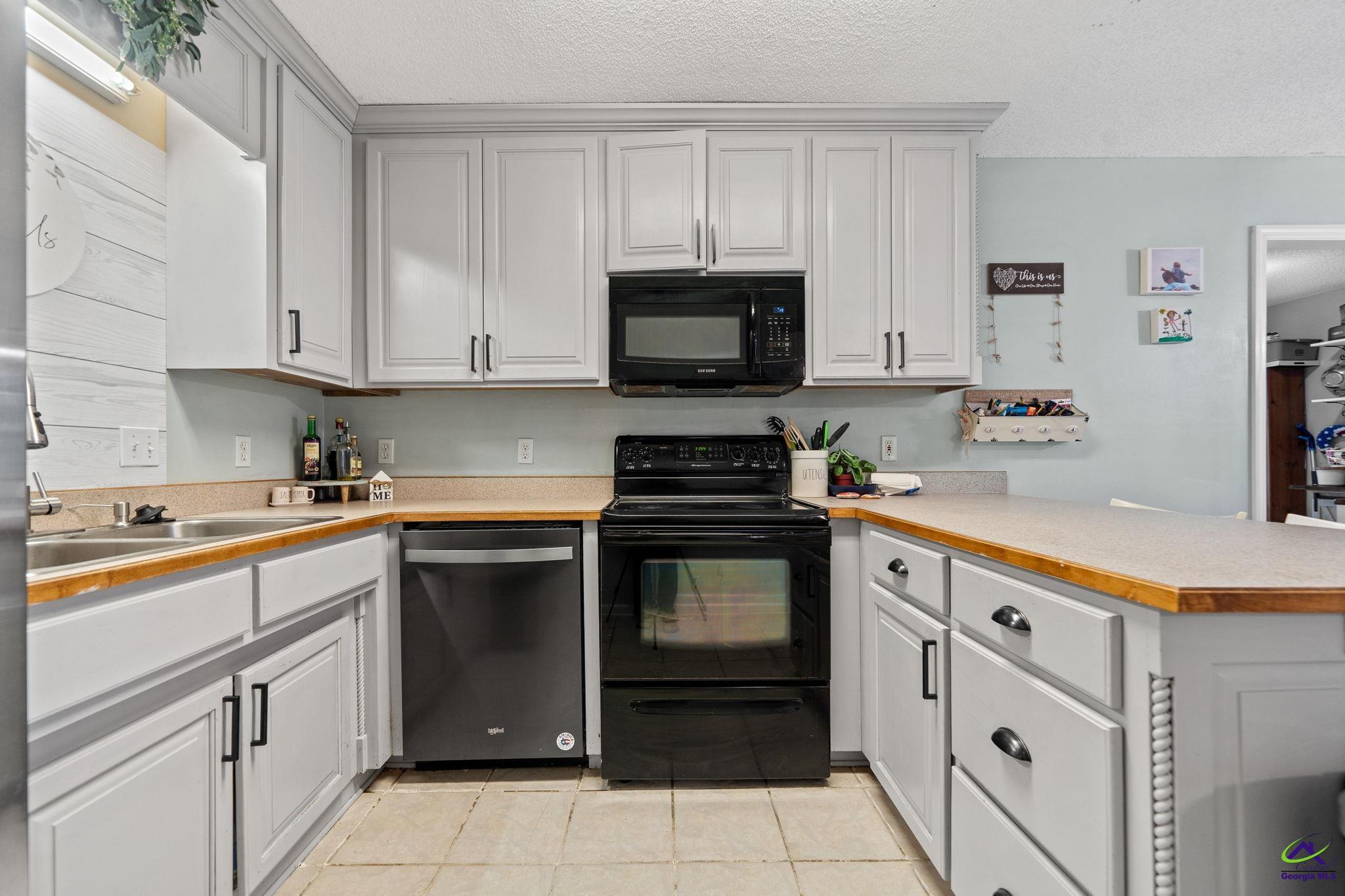 221 Sunflower Drive