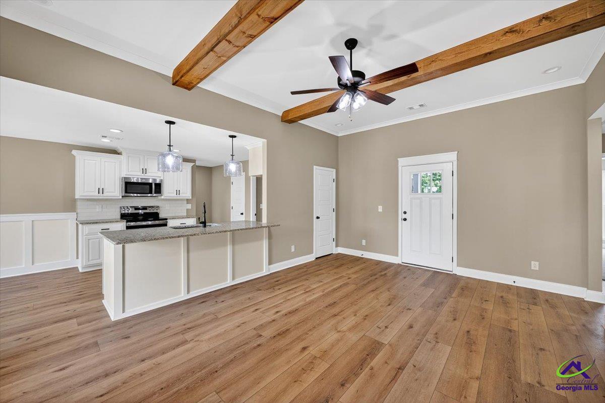 413 Longhorn Trail