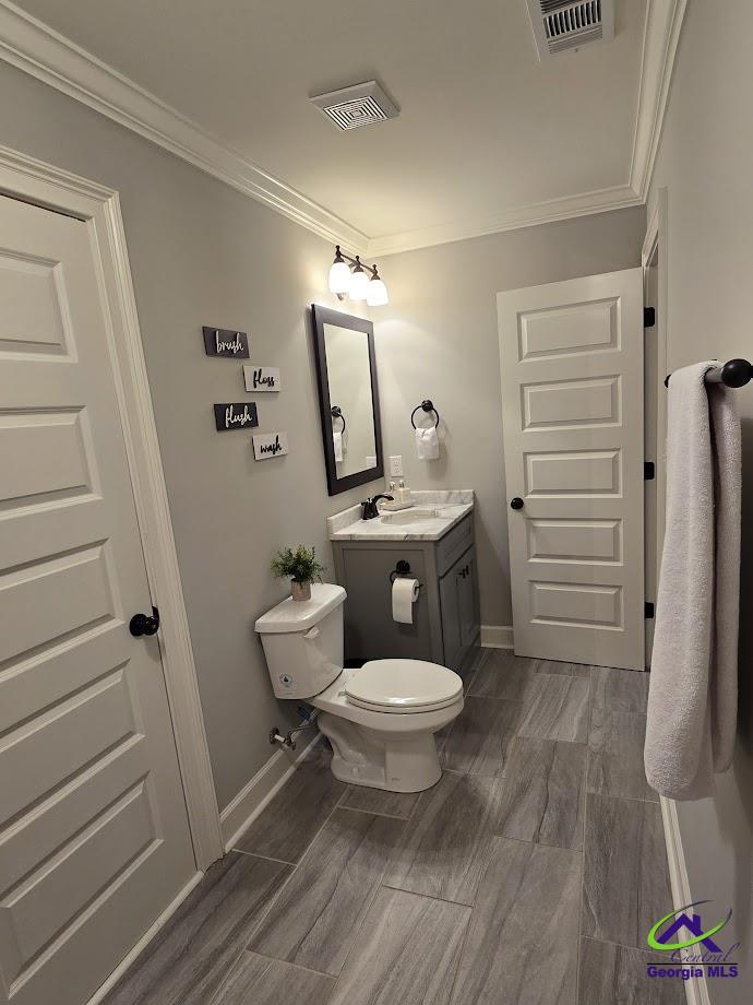 214 Landings Pointe Lane