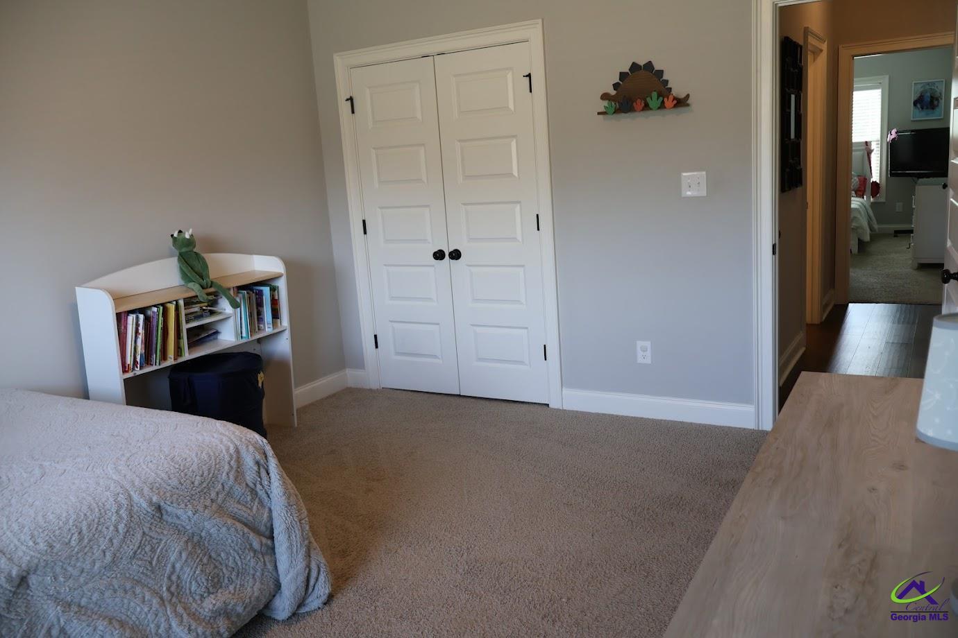 214 Landings Pointe Lane