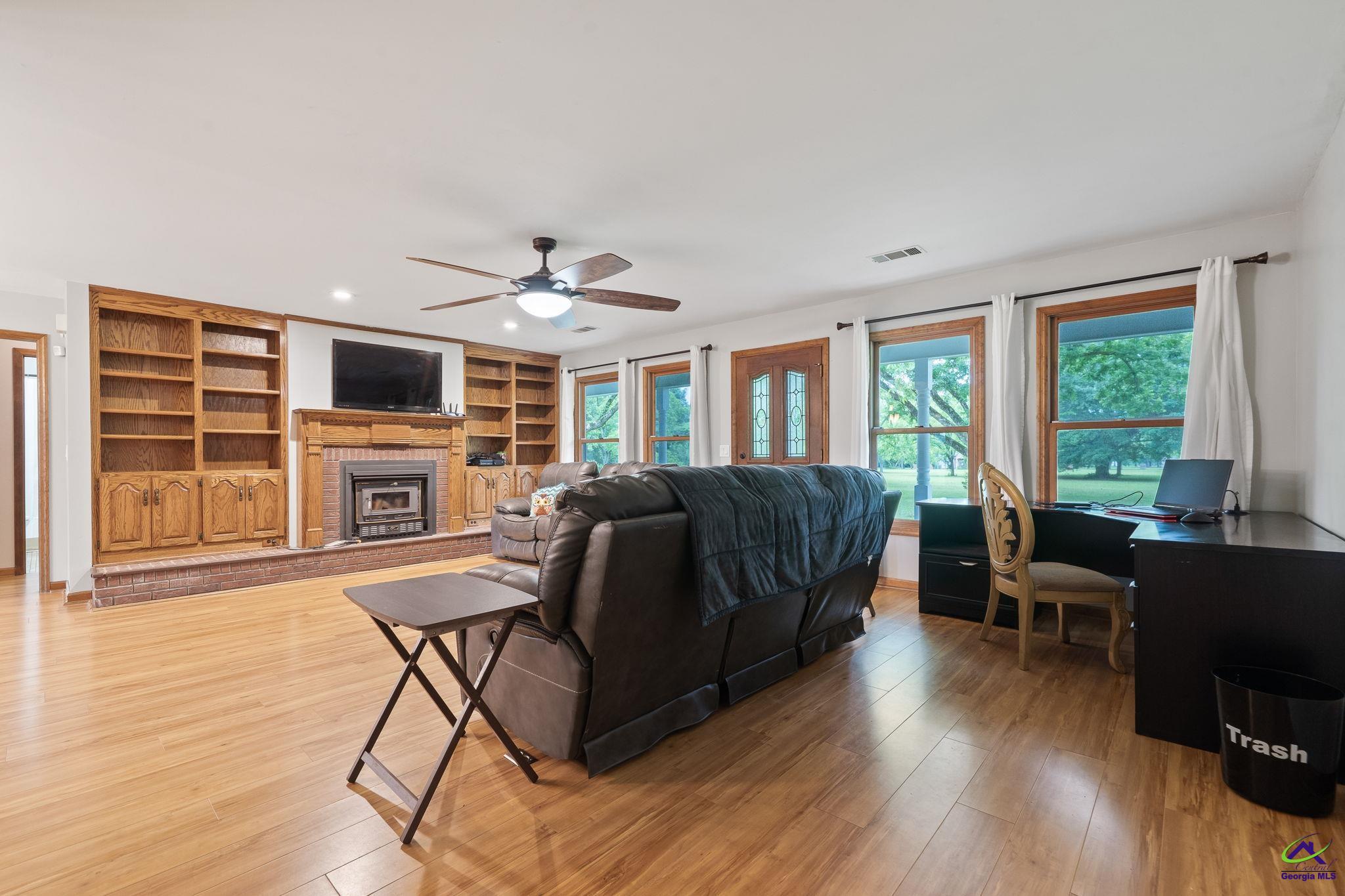 196 Joe Barnes Road