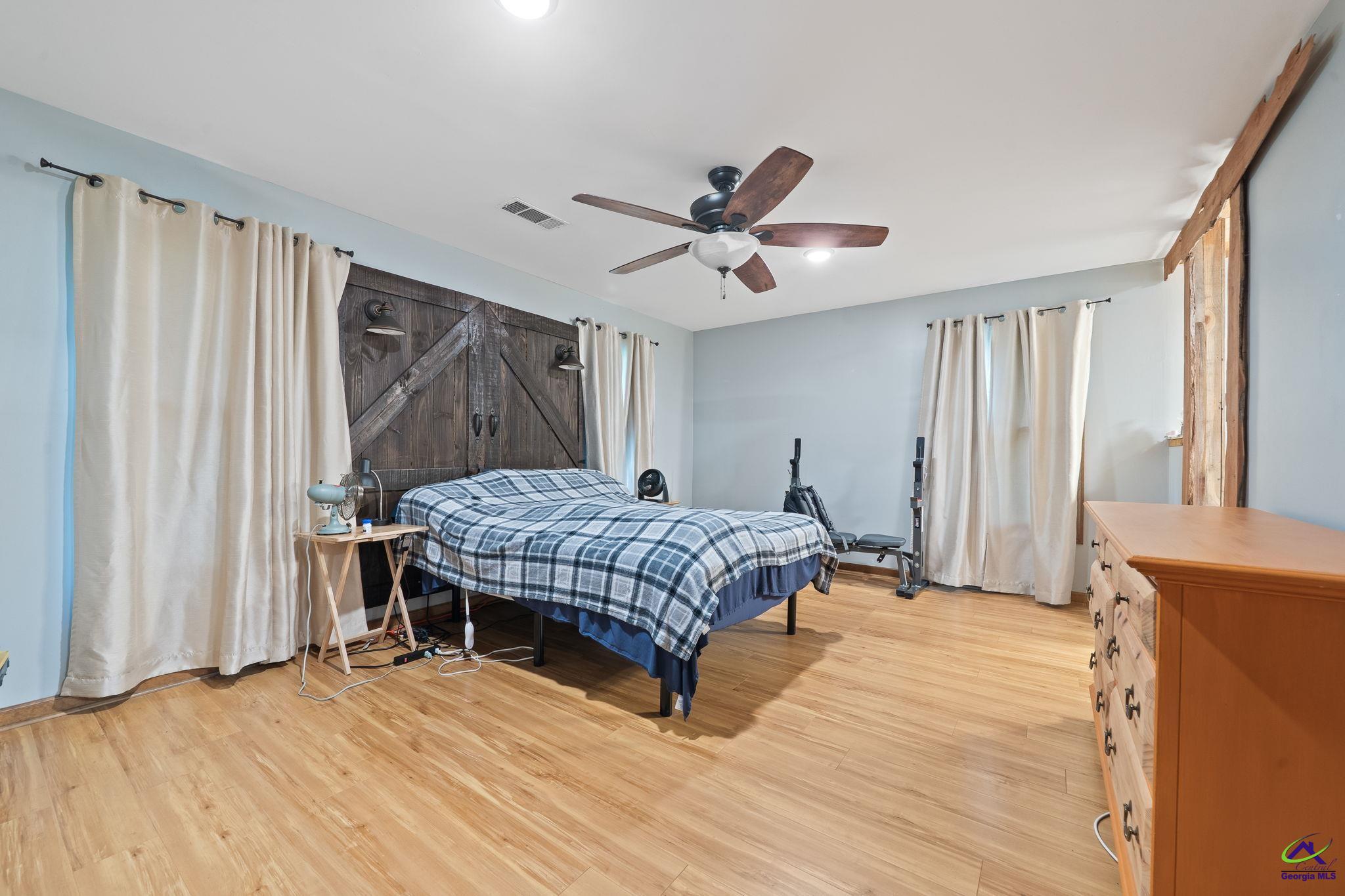 196 Joe Barnes Road