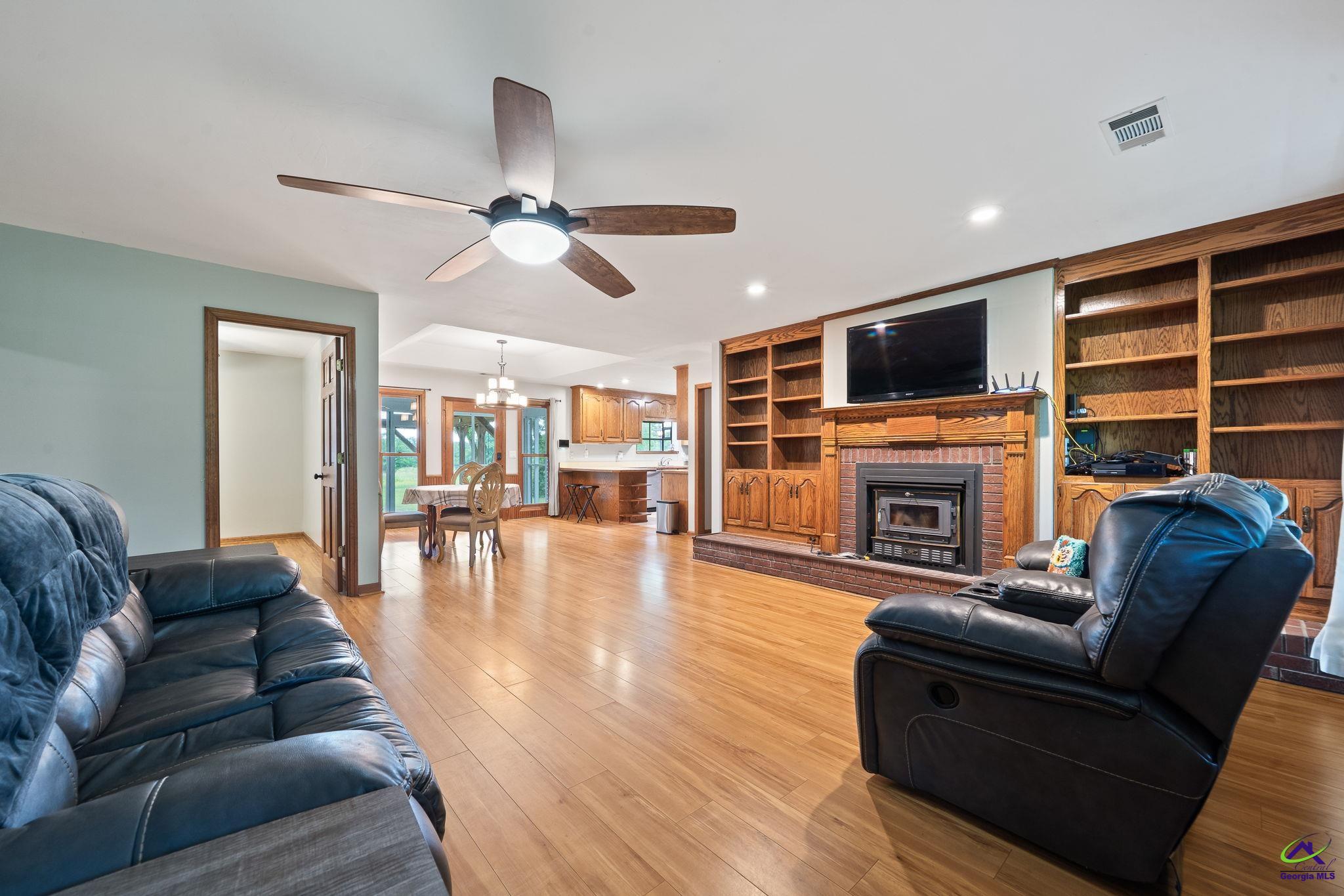 196 Joe Barnes Road