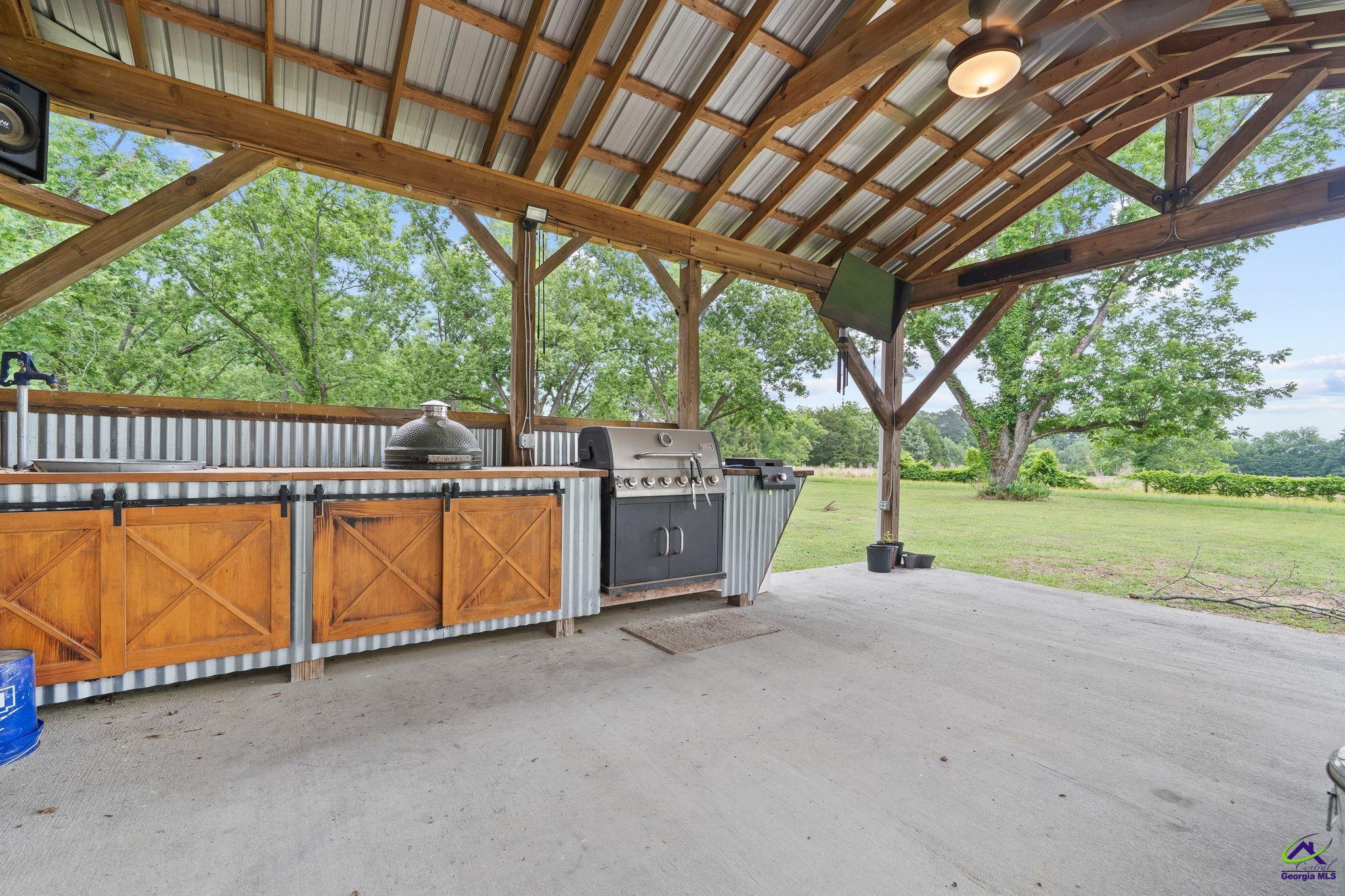 196 Joe Barnes Road