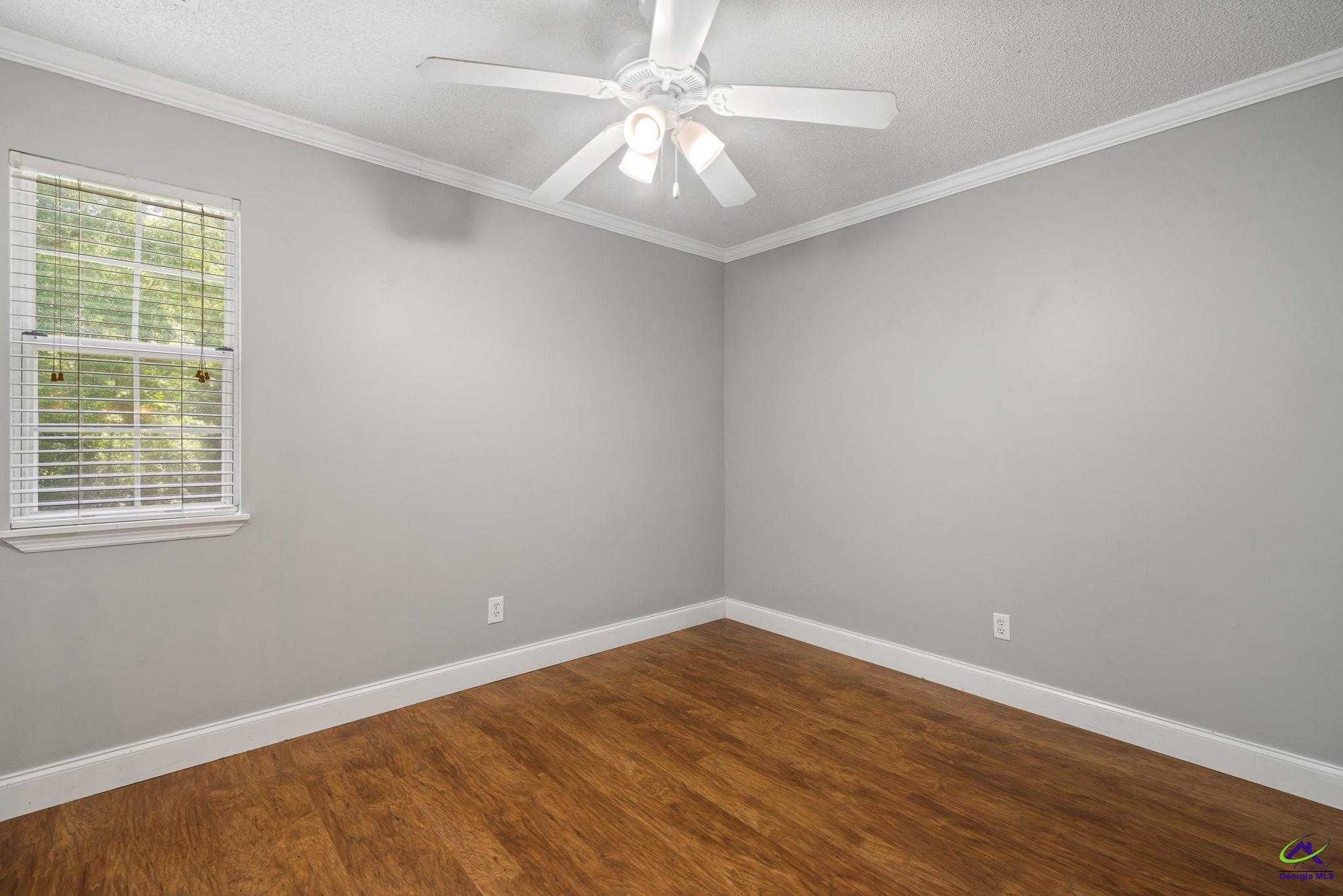 109 S Hiley Court