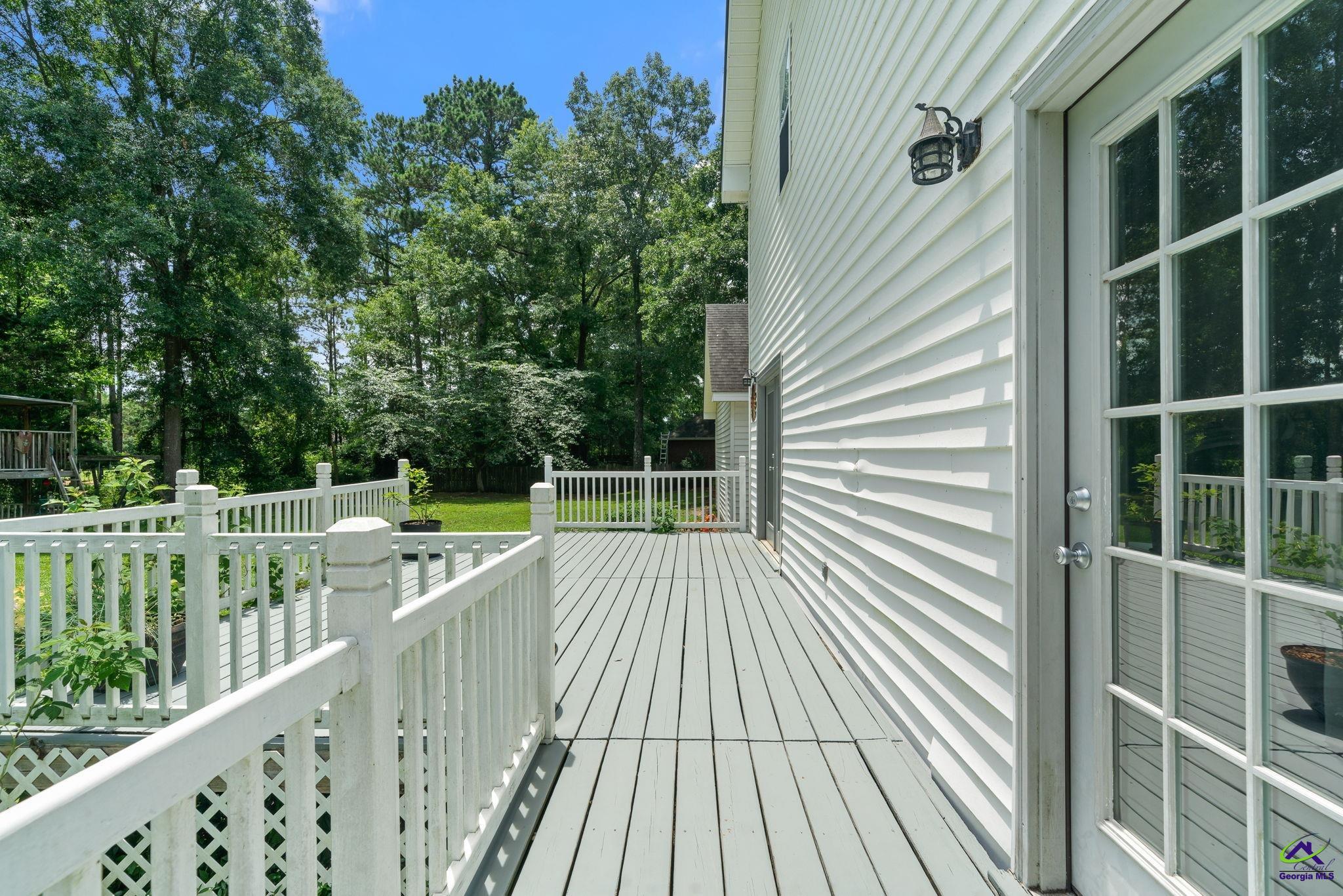 109 S Hiley Court