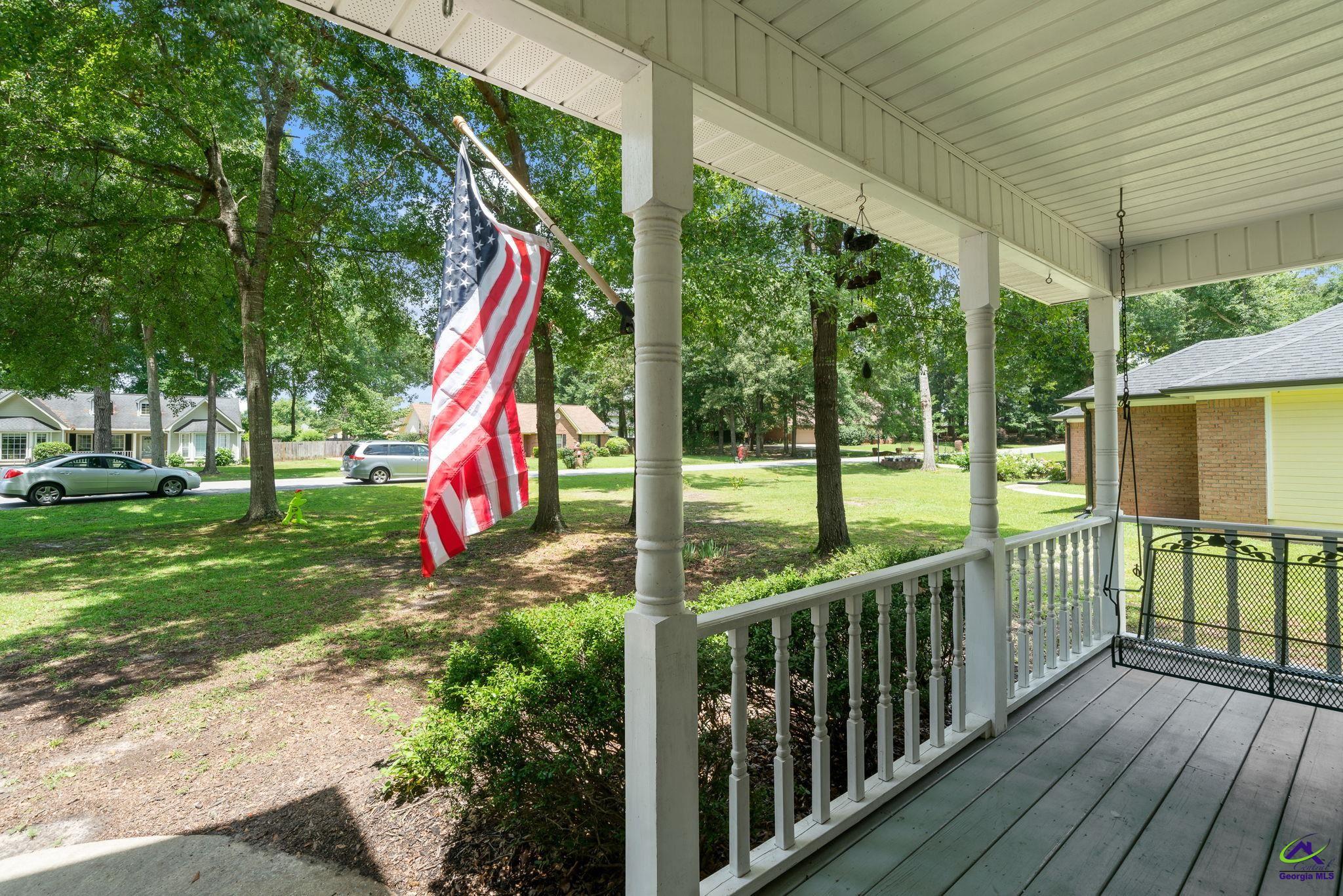 109 S Hiley Court