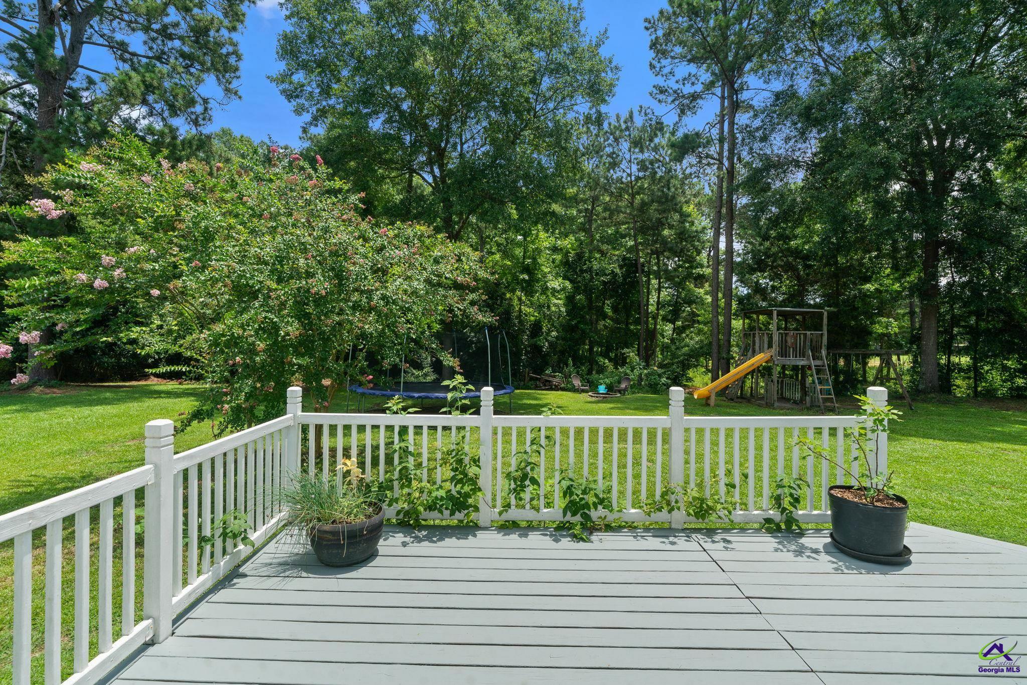109 S Hiley Court