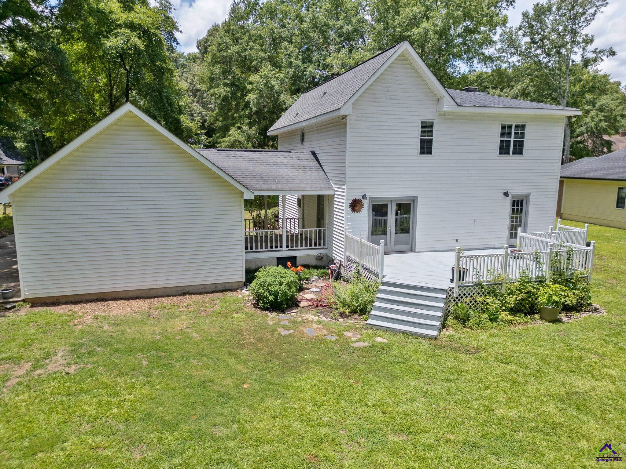 109 S Hiley Court