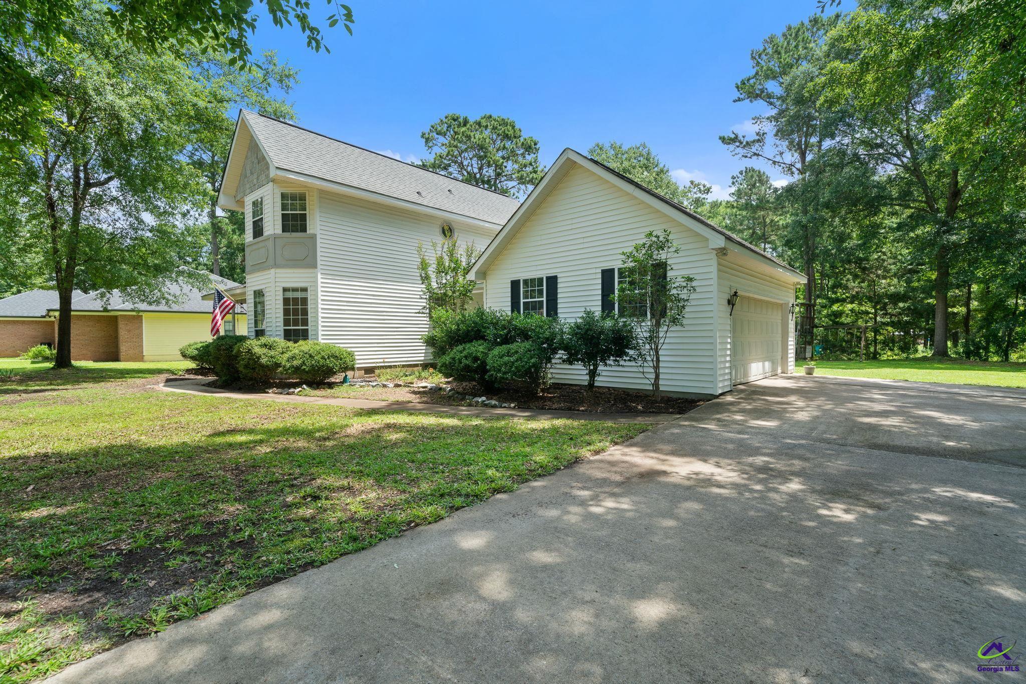 109 S Hiley Court