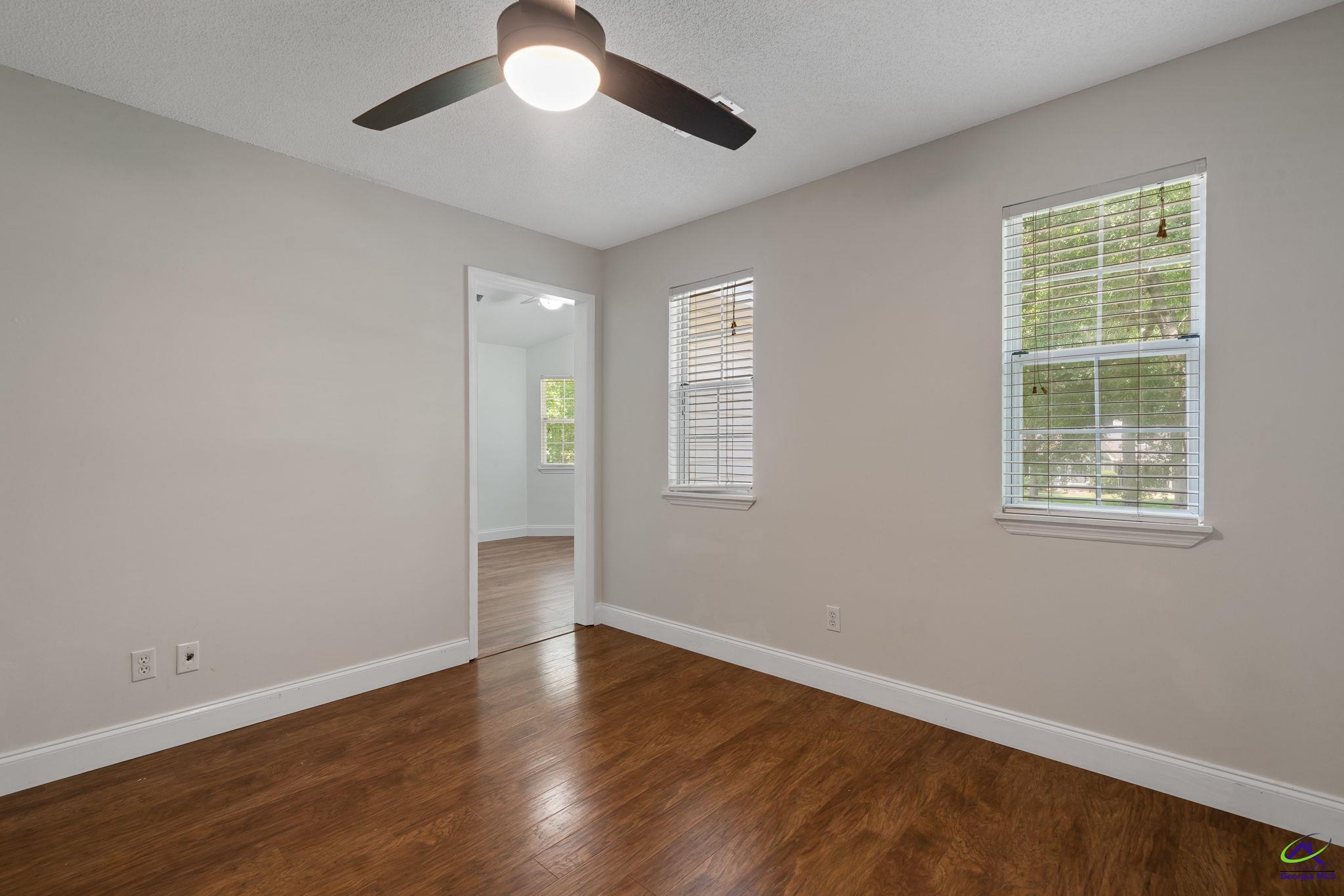 109 S Hiley Court